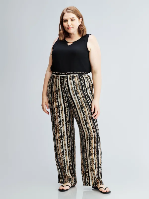 Casual pants sold by Claire France