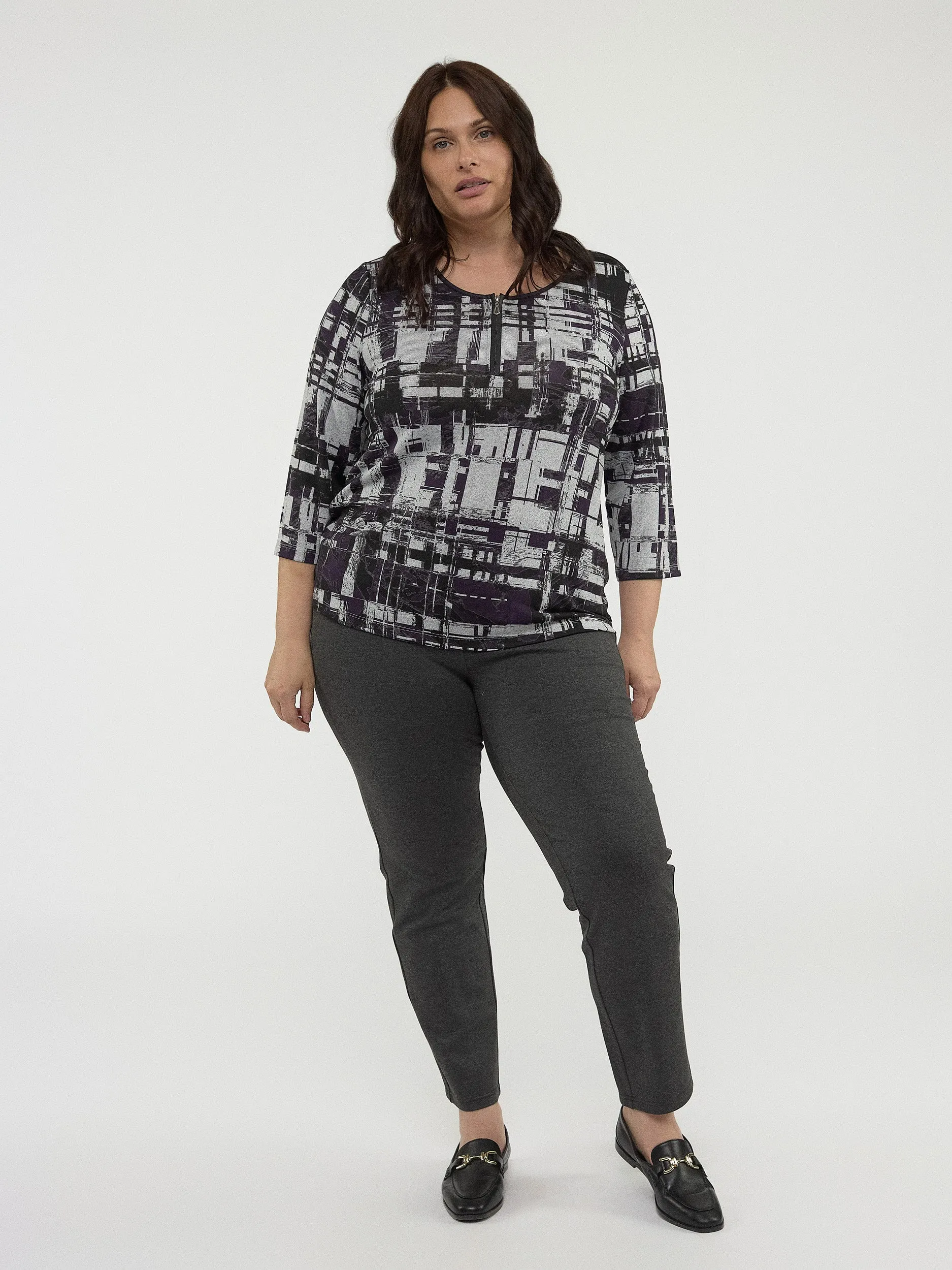 3/4-sleeve semi-fitted t-shirt sold by Claire France product image thumbnail 5