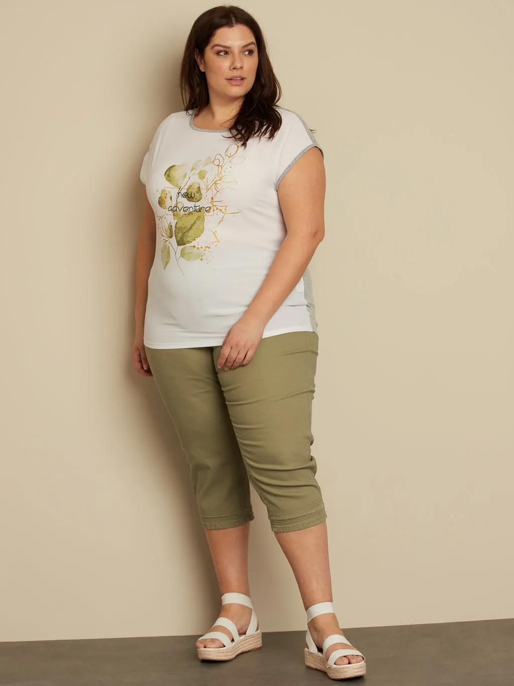 Short-sleeve loose tunic sold by Claire France product image thumbnail 2