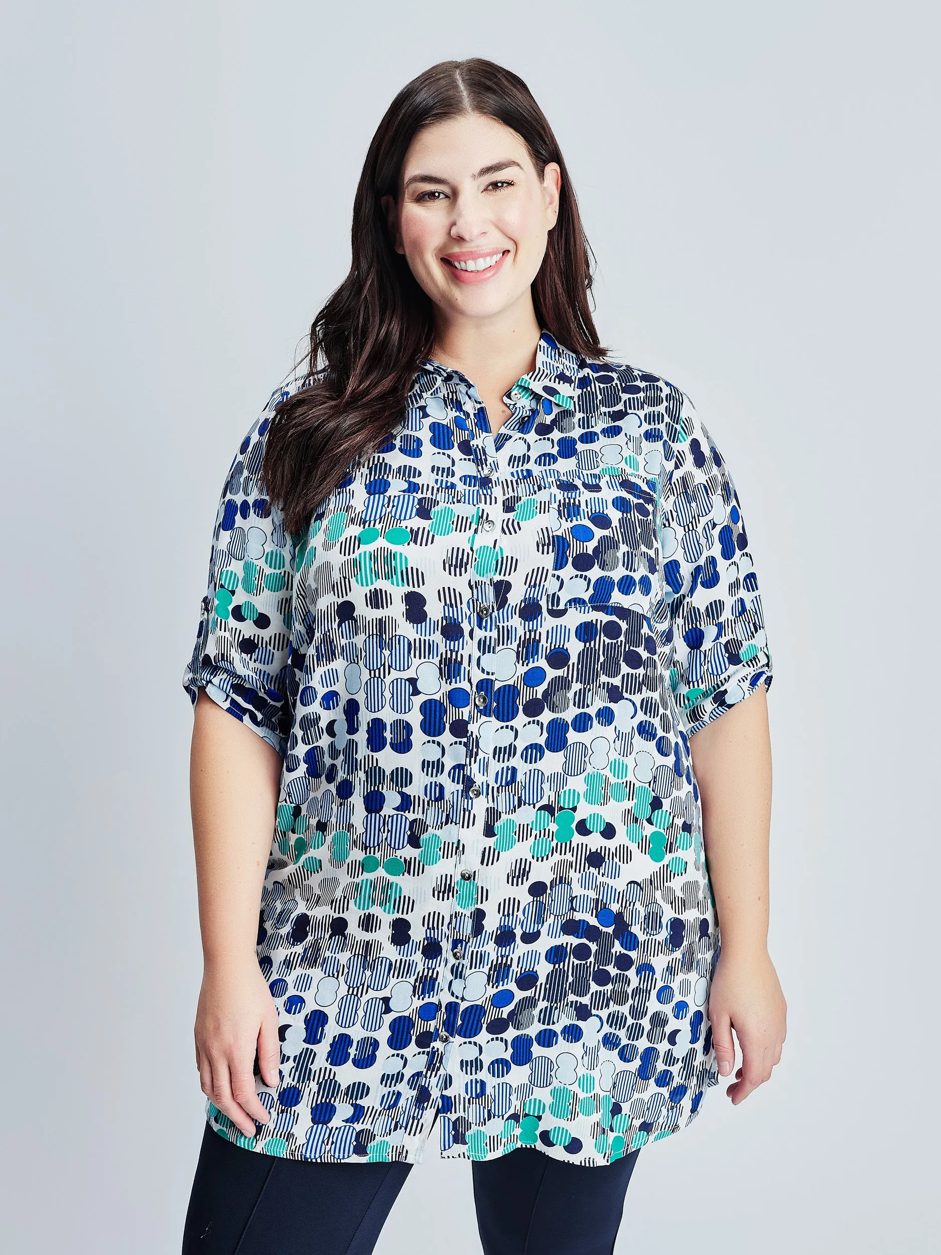 3/4-sleeve semi-fitted tunic with buttons sold by Claire France