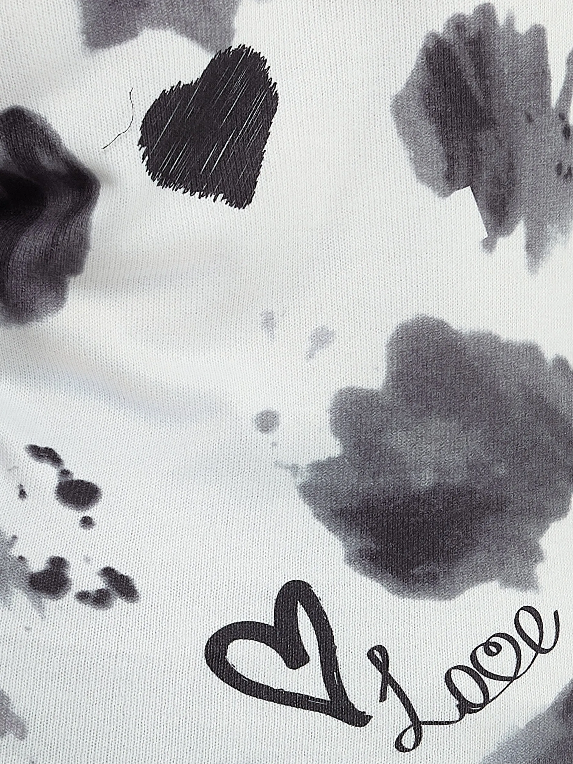 Long-sleeve loose pullover sweater sold by Claire France product image thumbnail 4