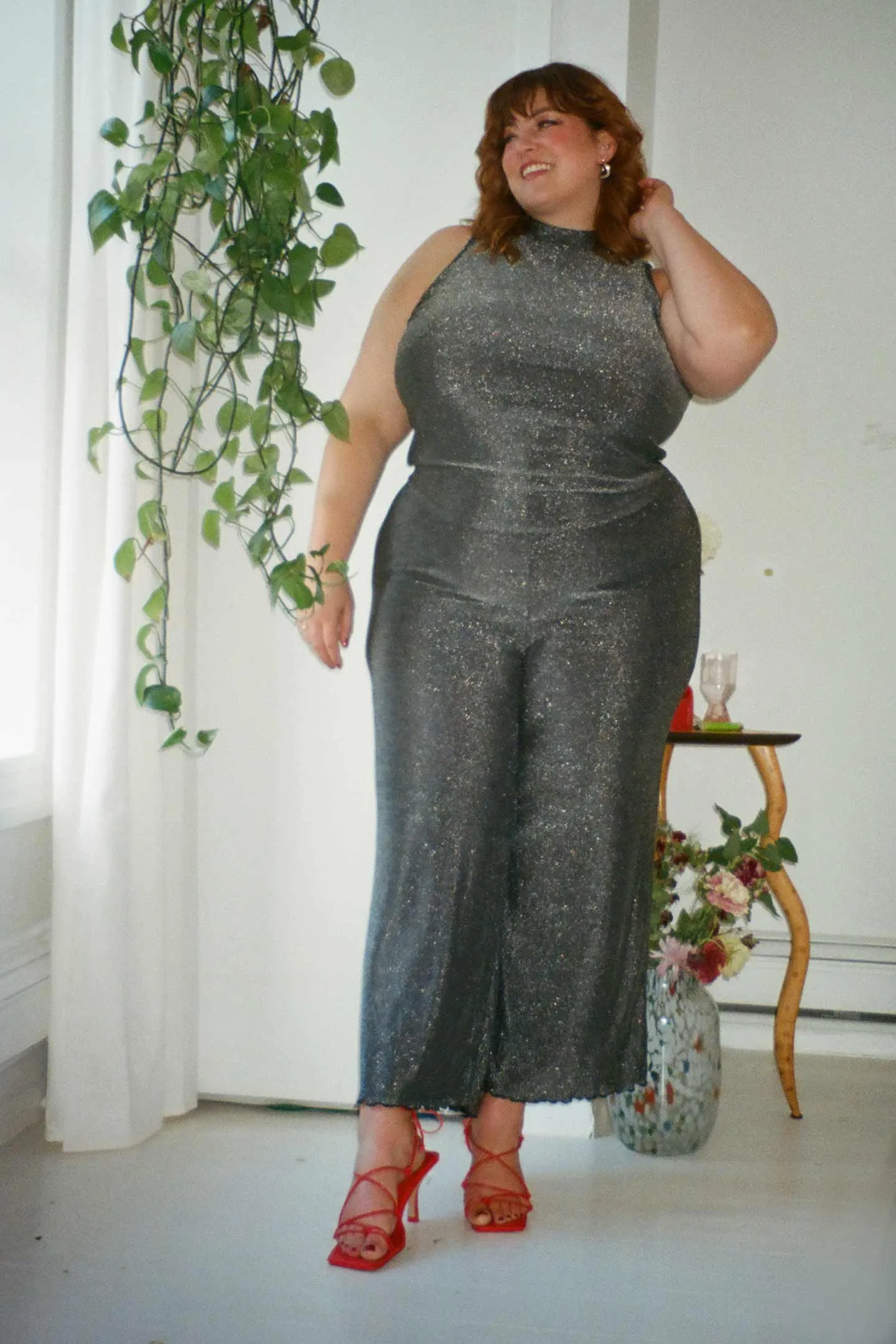 Sabrina Pant - Shimmer Stretch sold by WRAY product image thumbnail 3