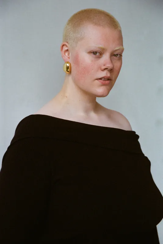 Gem Top - Licorice sold by WRAY