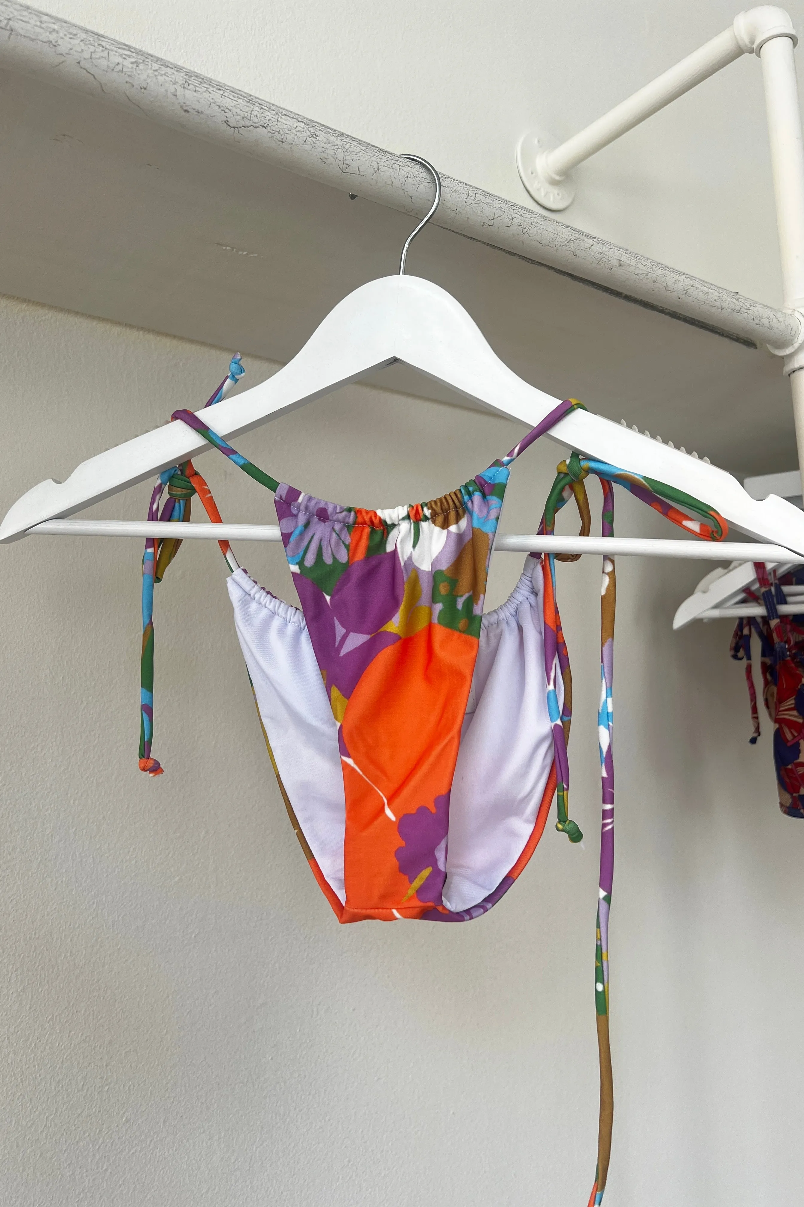 Kokomo Swim String Set Sample sold by WRAY product image thumbnail 4