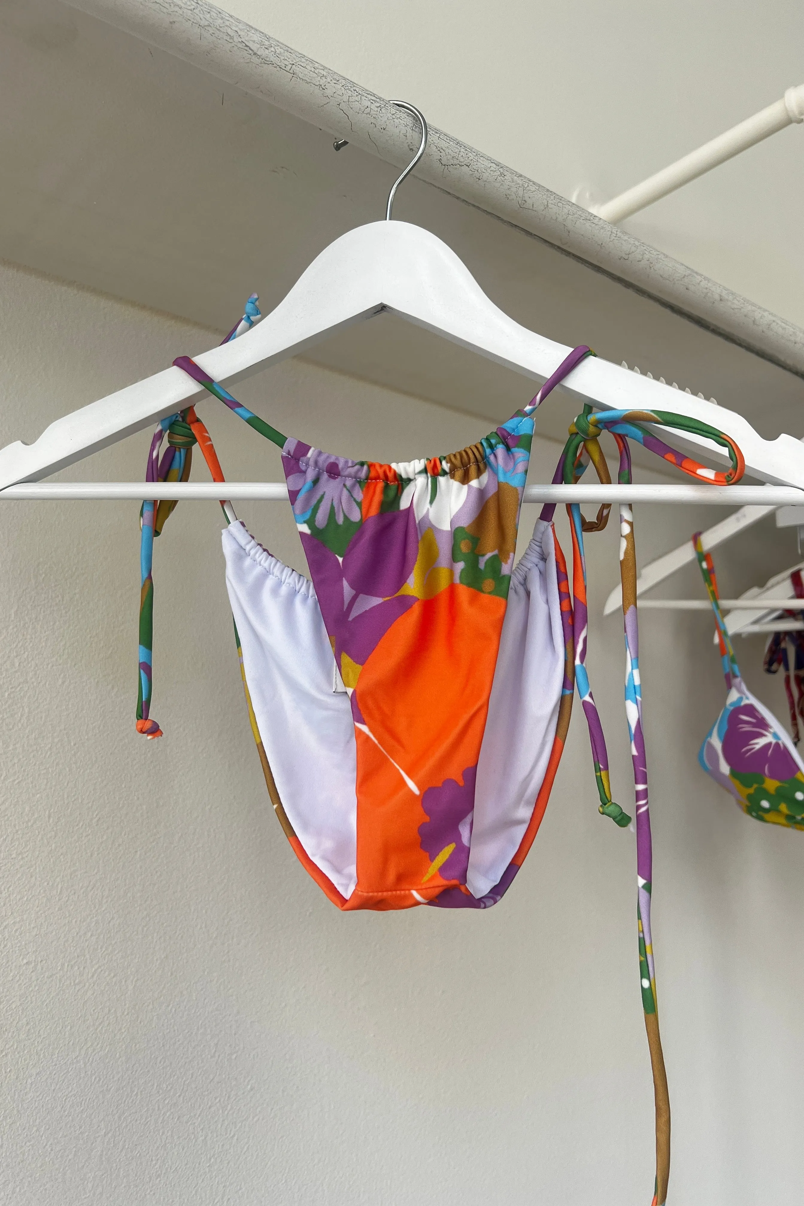 Kokomo Swim String Set Sample sold by WRAY product image thumbnail 3