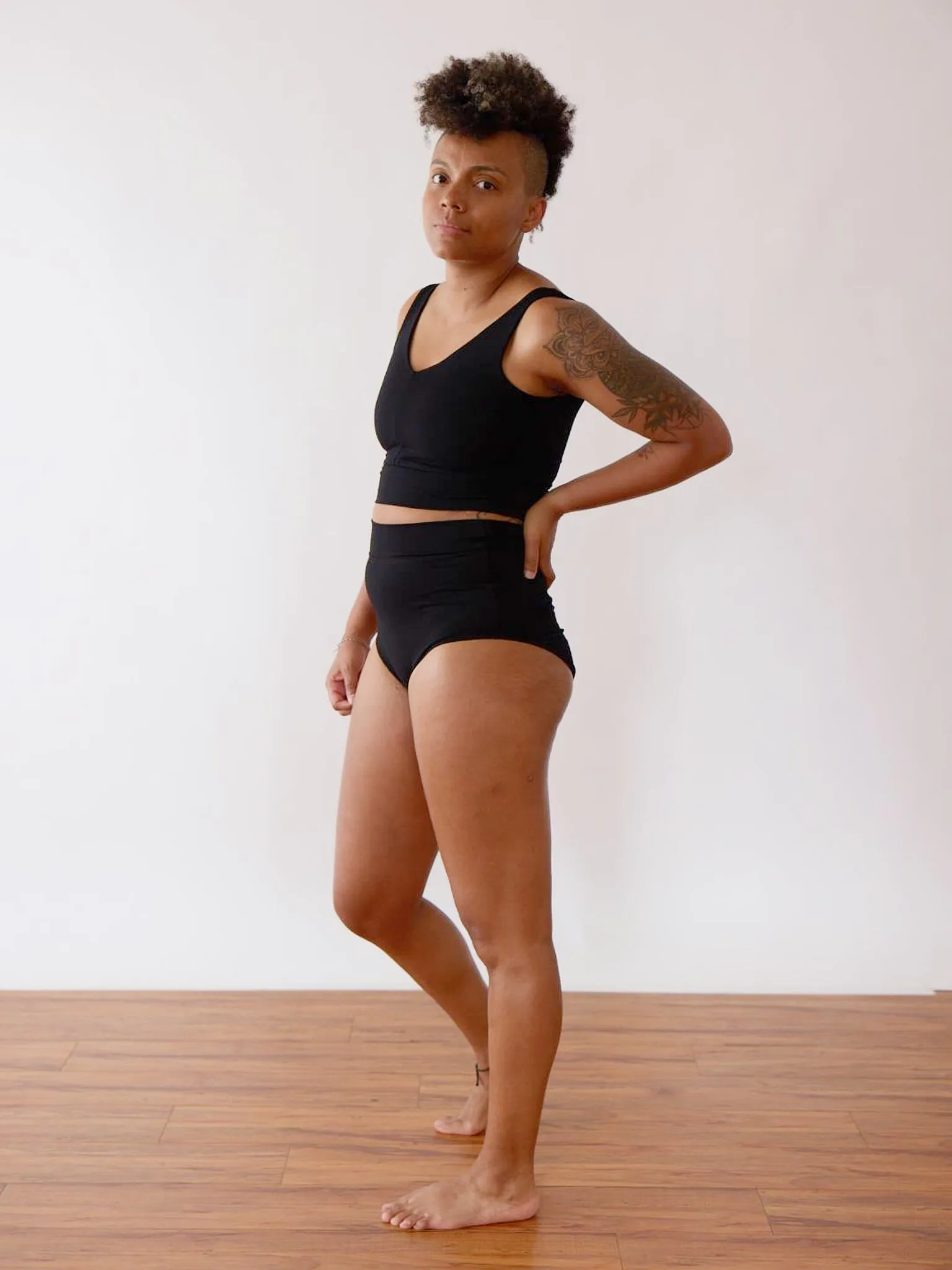 BLACK KEALY UNDIE sold by Free Label product image thumbnail 3