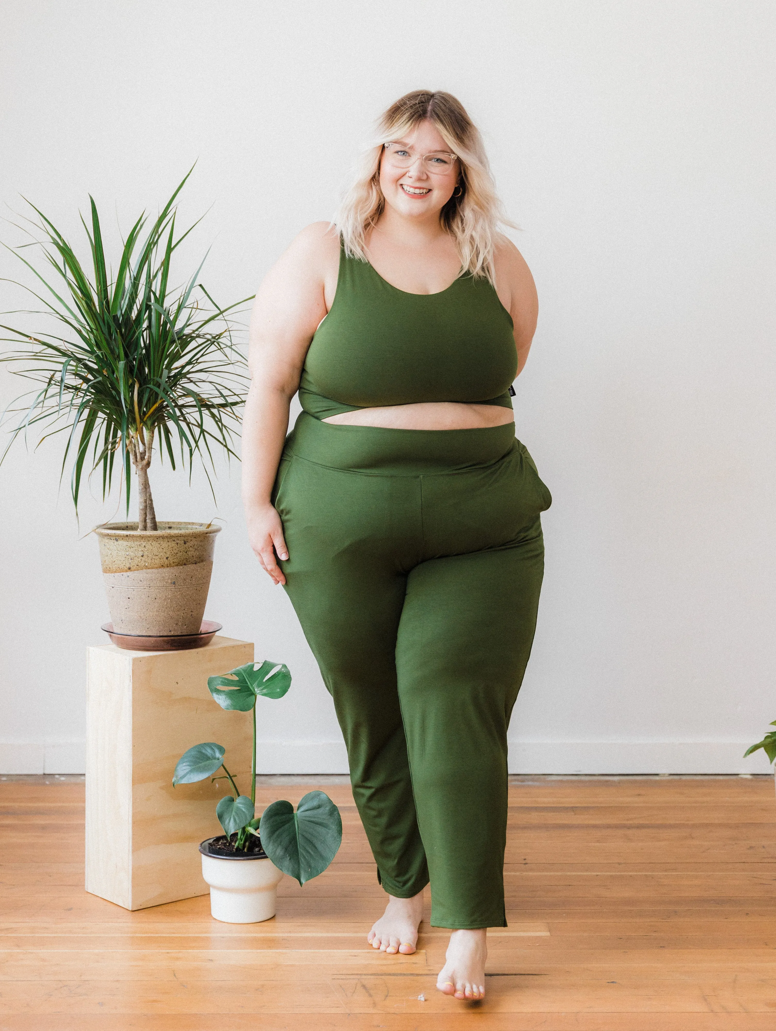 MOSS MONDAY PANT sold by Free Label product image thumbnail 4