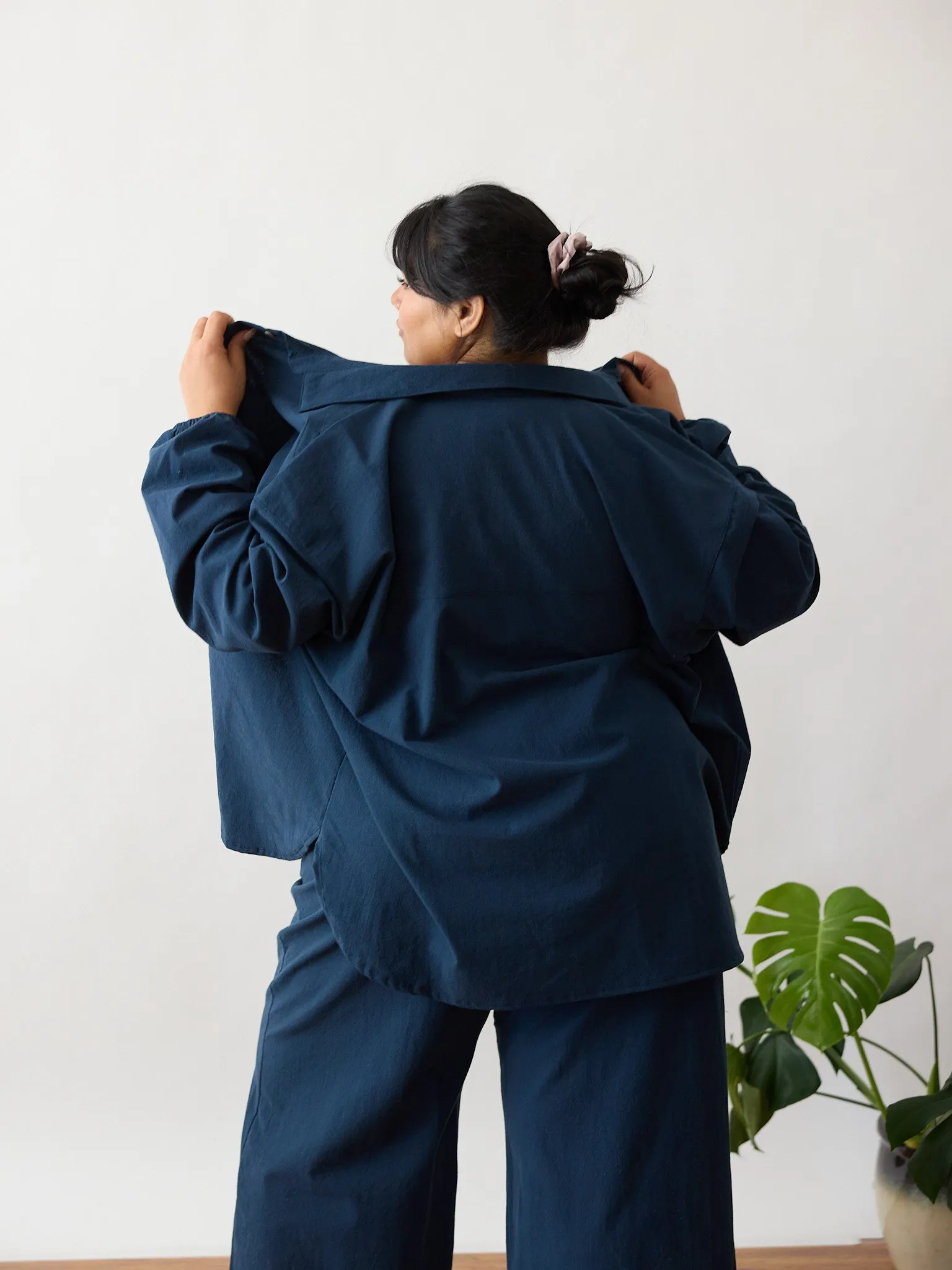 NAVY COTTON CREPE TOMMY BUTTON UP sold by Free Label product image thumbnail 4