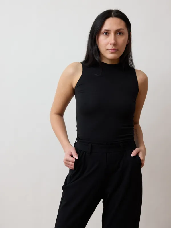 BLACK AVERY TOP sold by Free Label