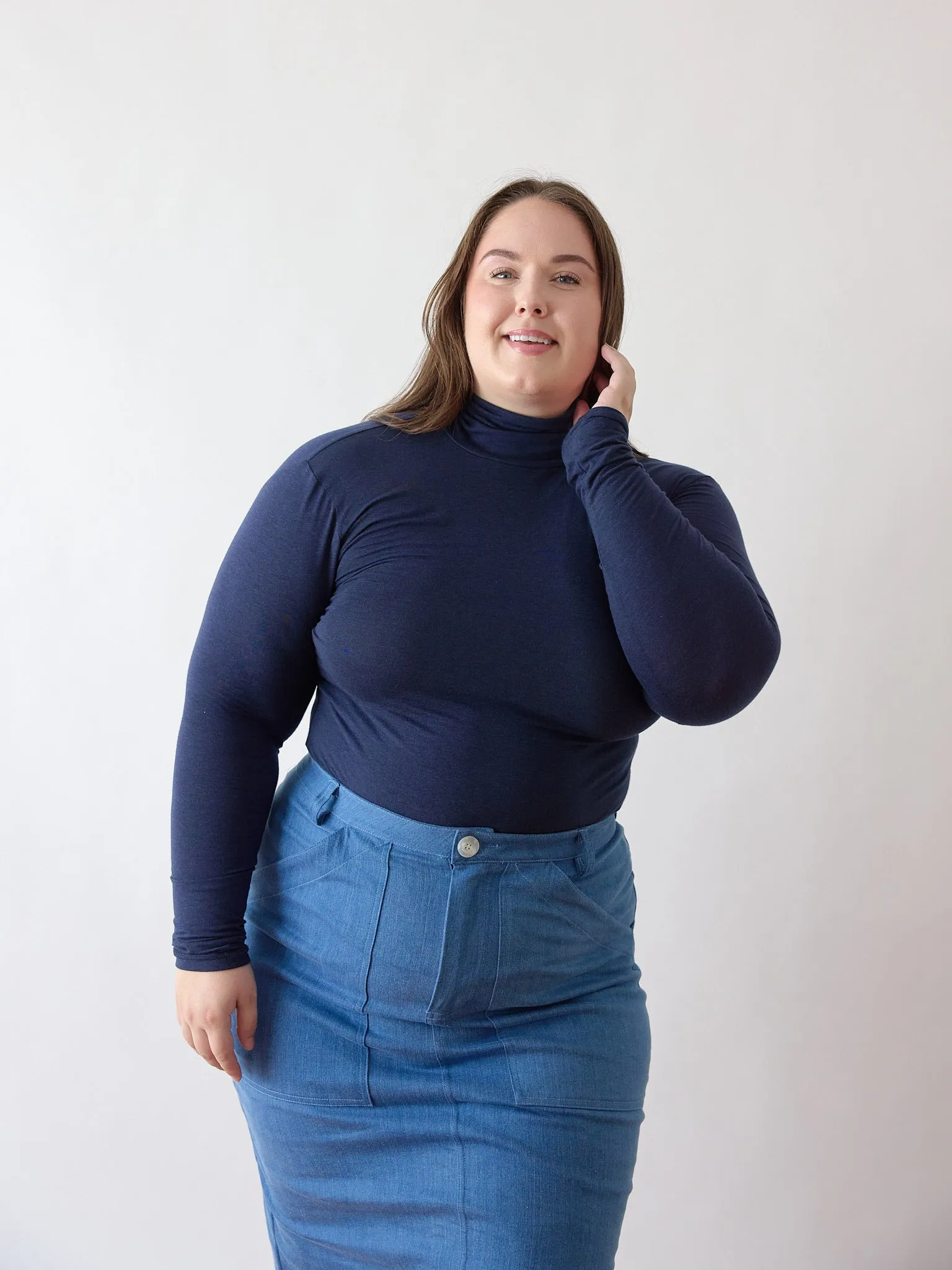 NAVY LINDSEY TURTLENECK sold by Free Label product image thumbnail 3