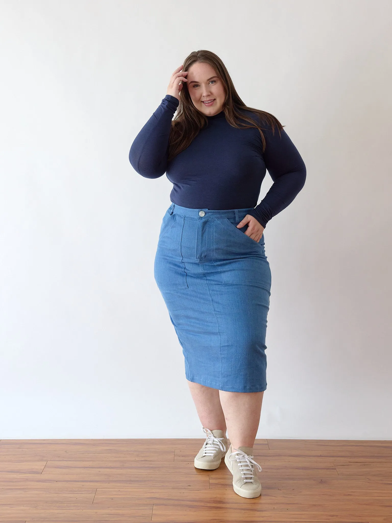 NAVY LINDSEY TURTLENECK sold by Free Label product image thumbnail 4