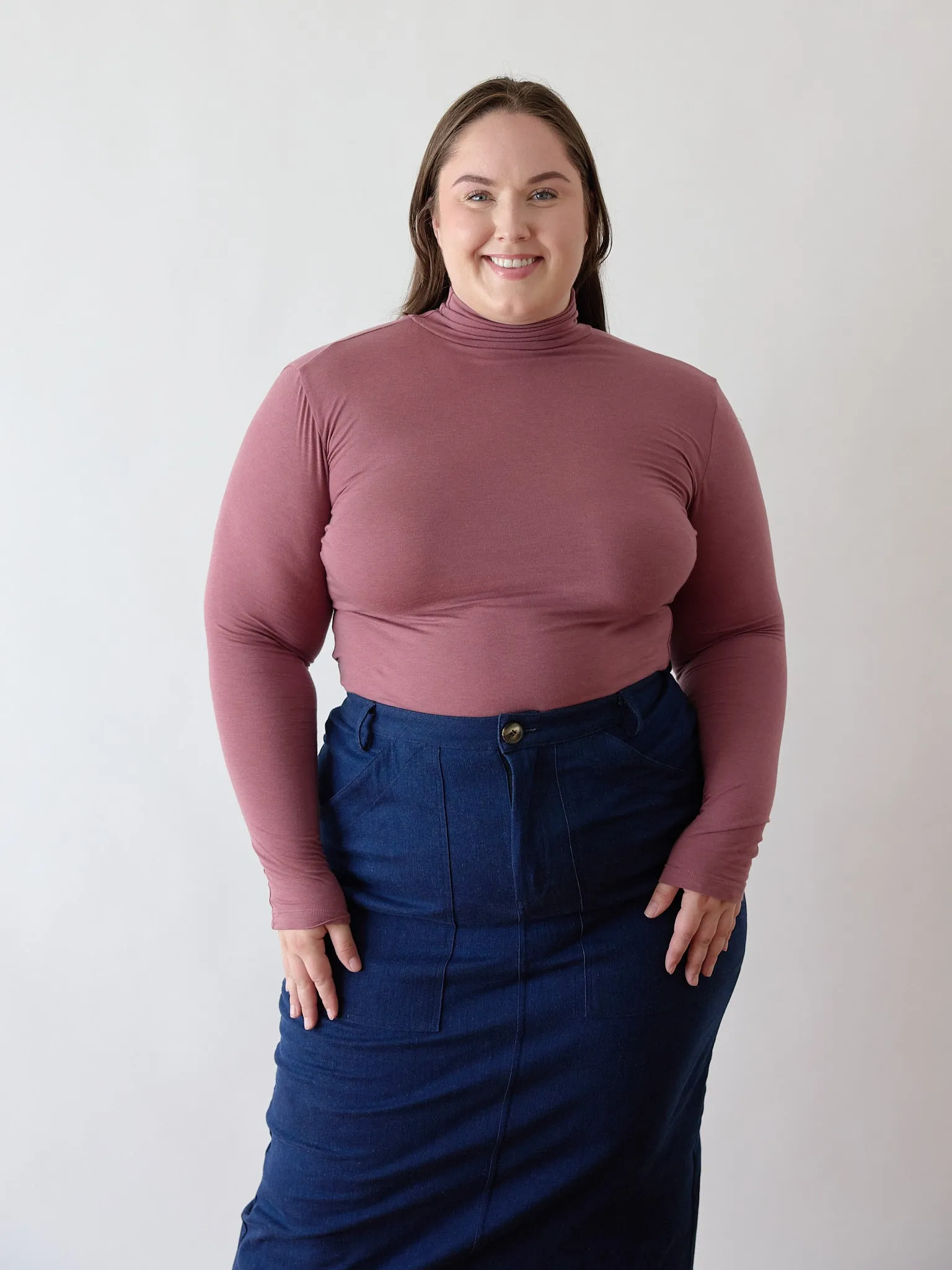 ROSE GARDEN LINDSEY TURTLENECK sold by Free Label product image thumbnail 3