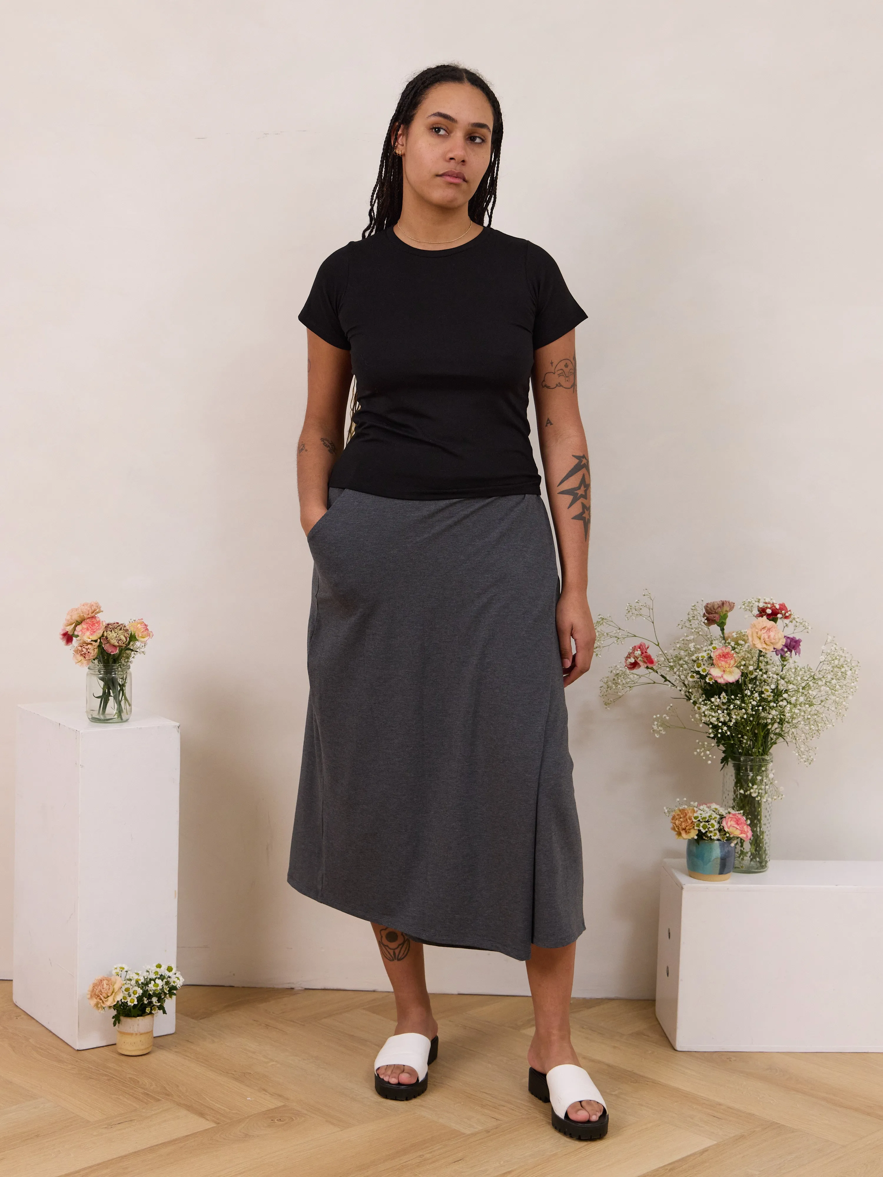 BLACK LYOCELL JENIE TEE sold by Free Label product image thumbnail 3