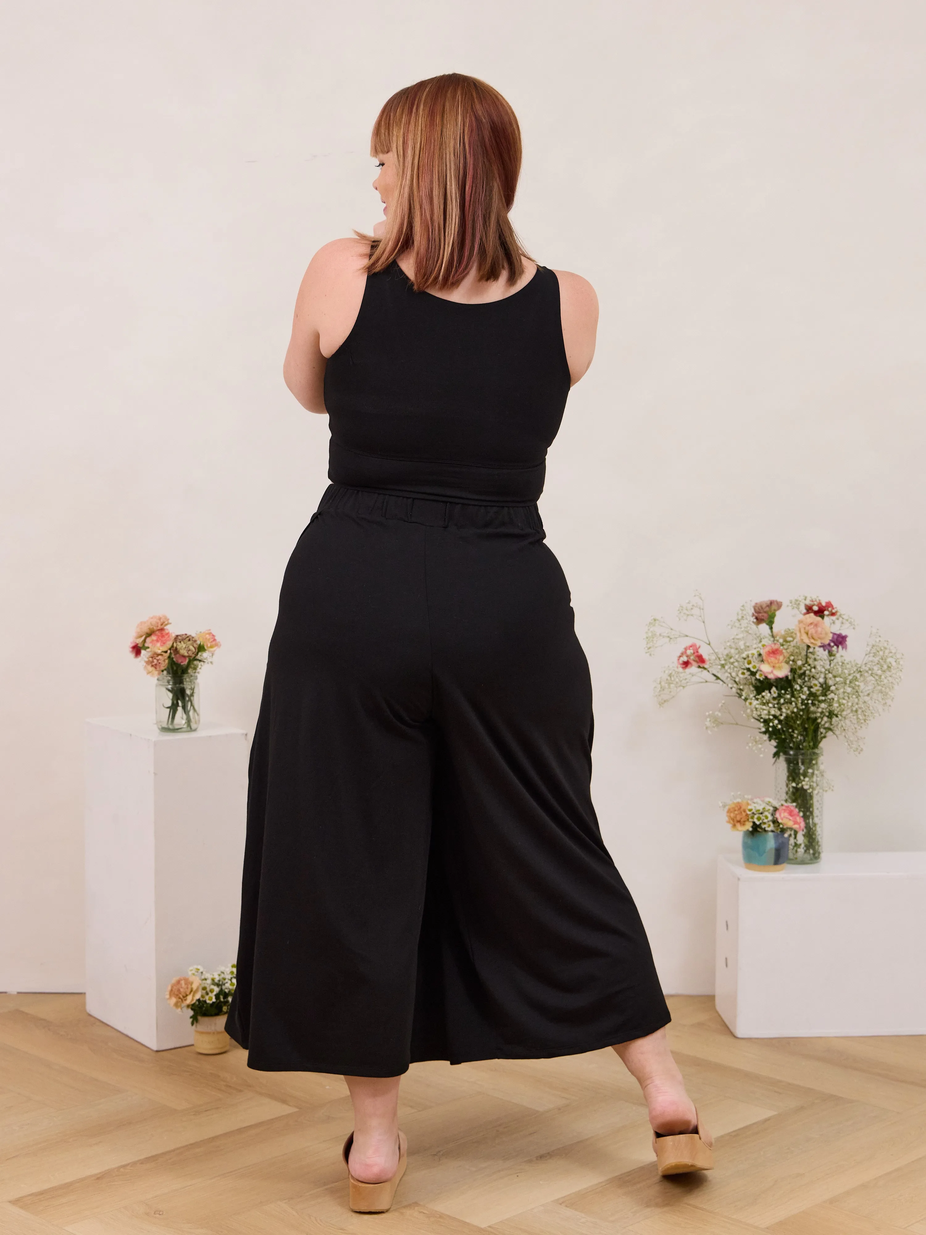 BLACK DEMI CROP sold by Free Label product image thumbnail 5