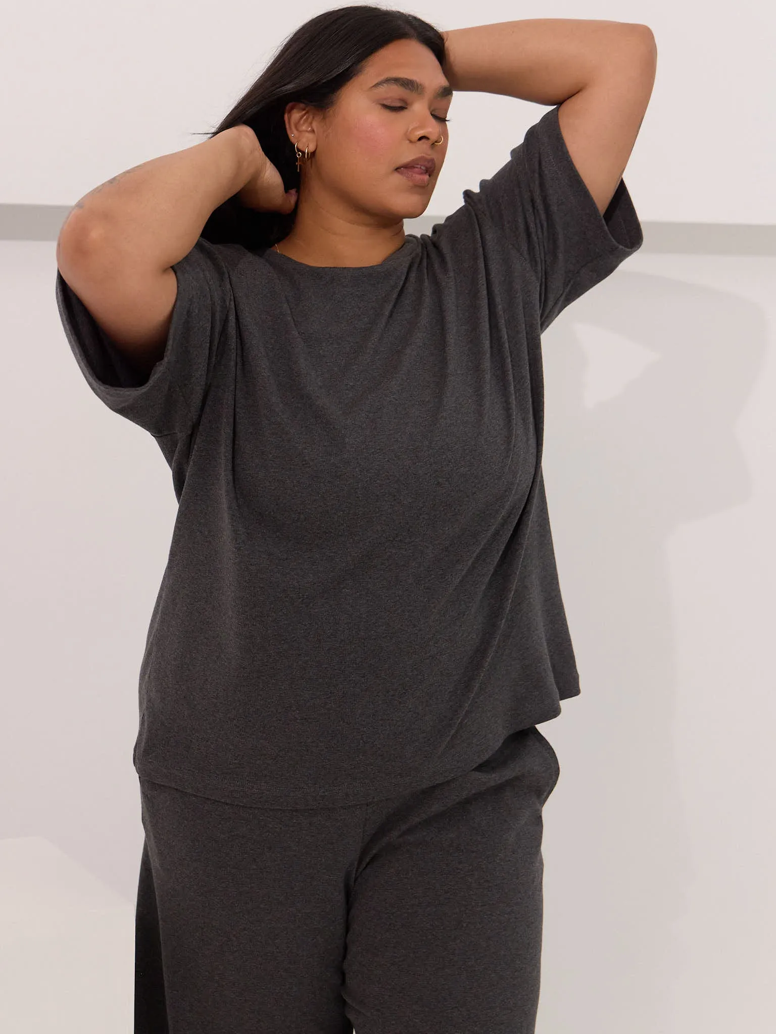 ASH BILLIE TEE sold by Free Label