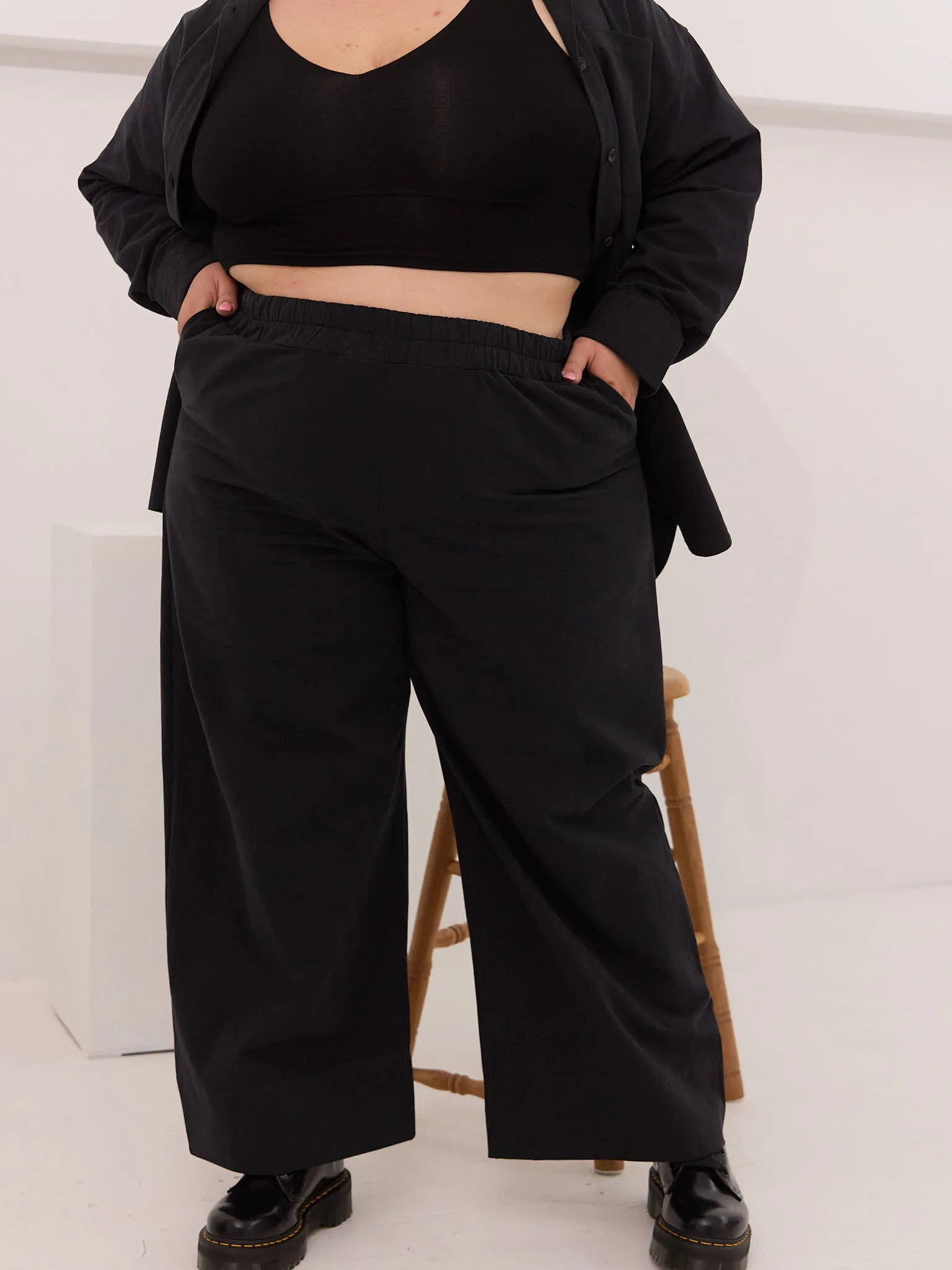 BLACK ORGANIC COTTON LORETTA PANT sold by Free Label product image thumbnail 5