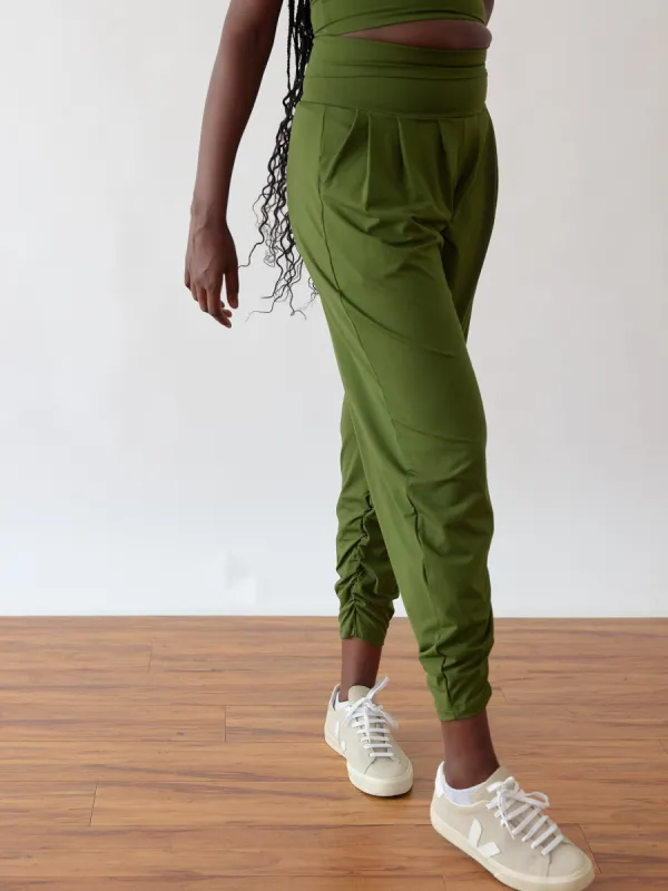 MOSS SUNDAY CROP sold by Free Label