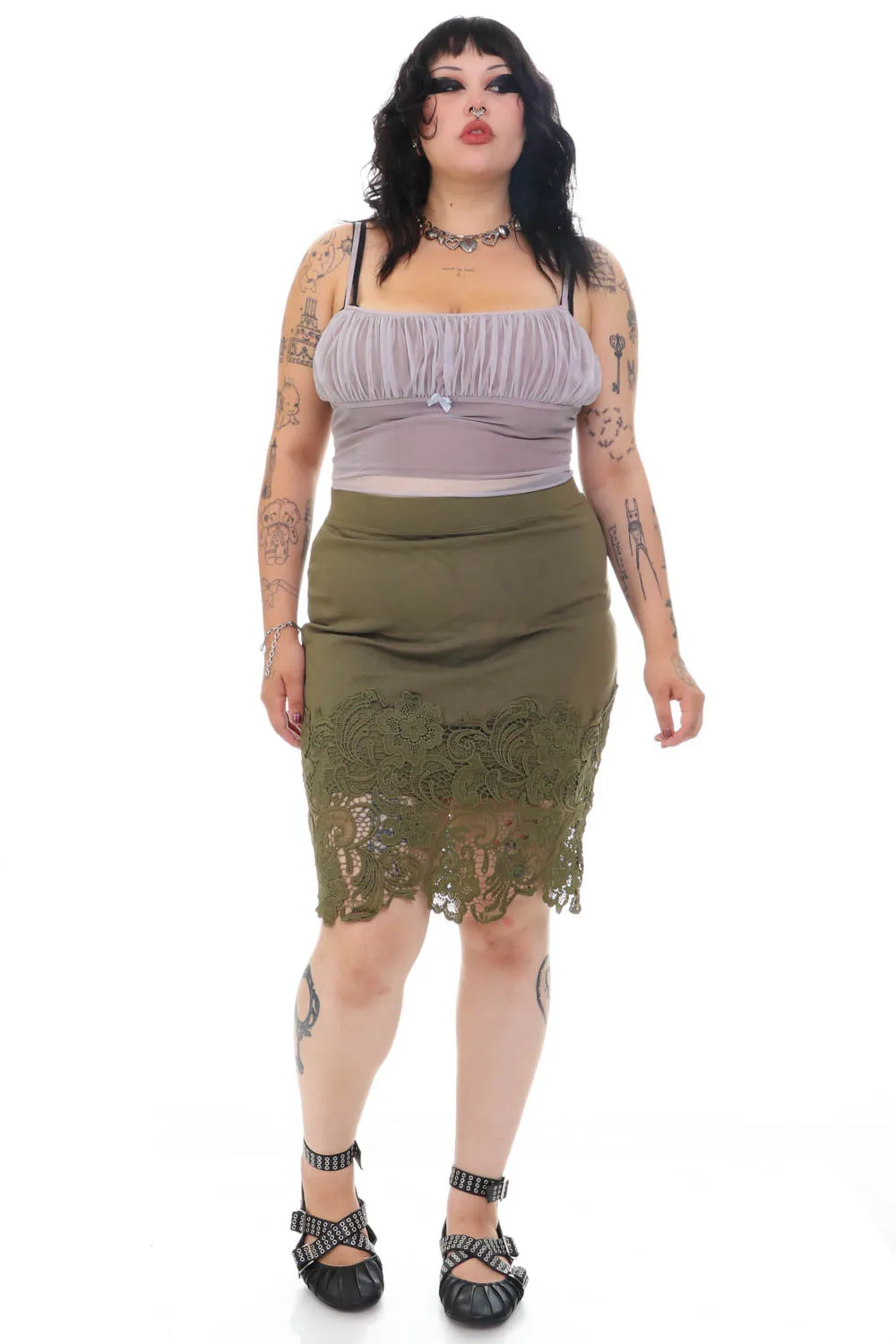Vintage Y2K Green Floral Lace Pencil Skirt - XL/2X sold by Tunnel Vision product image thumbnail 2