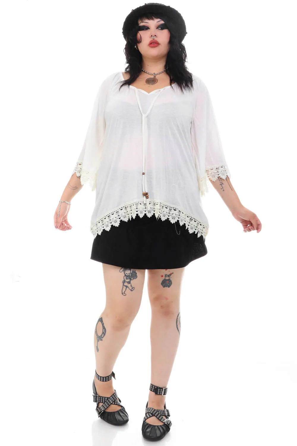 Vintage Y2K White Lace Trim Blouse - XL/2X sold by Tunnel Vision product image thumbnail 2