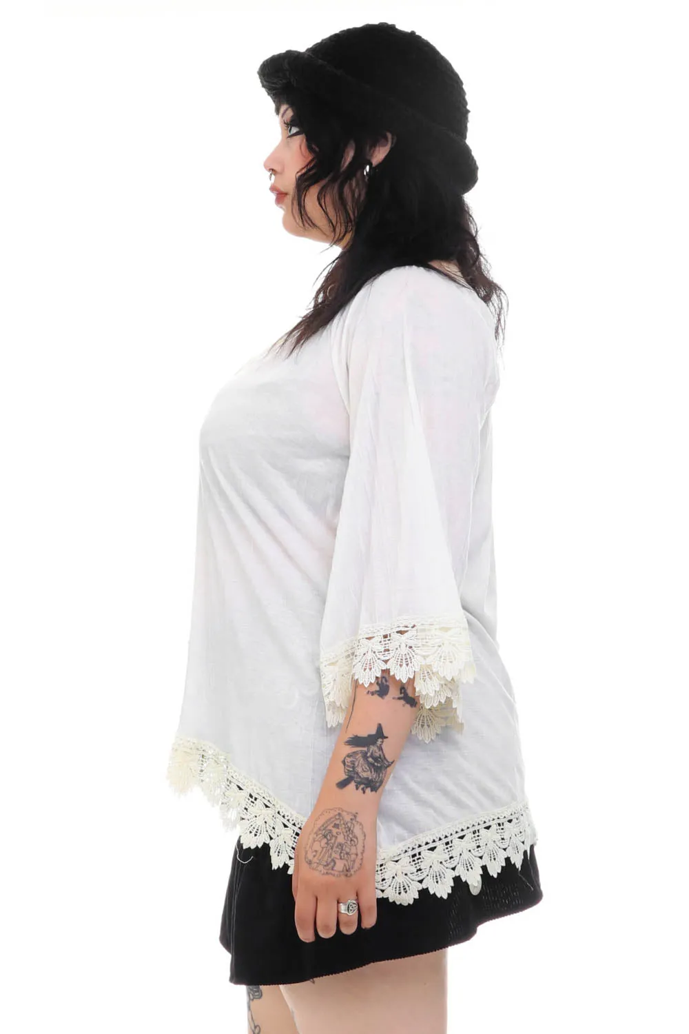 Vintage Y2K White Lace Trim Blouse - XL/2X sold by Tunnel Vision product image thumbnail 5