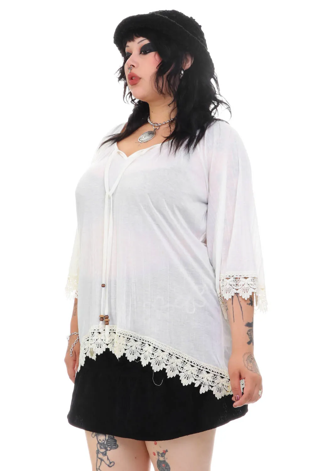 Vintage Y2K White Lace Trim Blouse - XL/2X sold by Tunnel Vision product image thumbnail 3