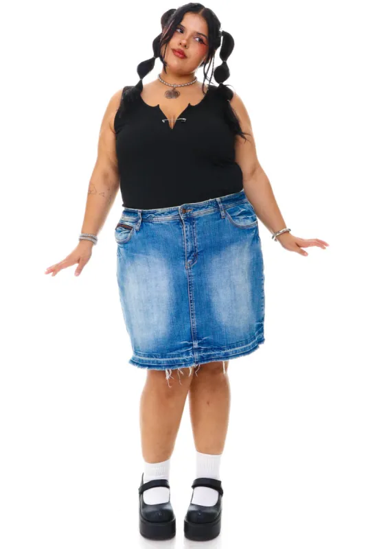 Vintage Y2K Denim Distressed Raw Hem Skort - 2X/3X sold by Tunnel Vision
