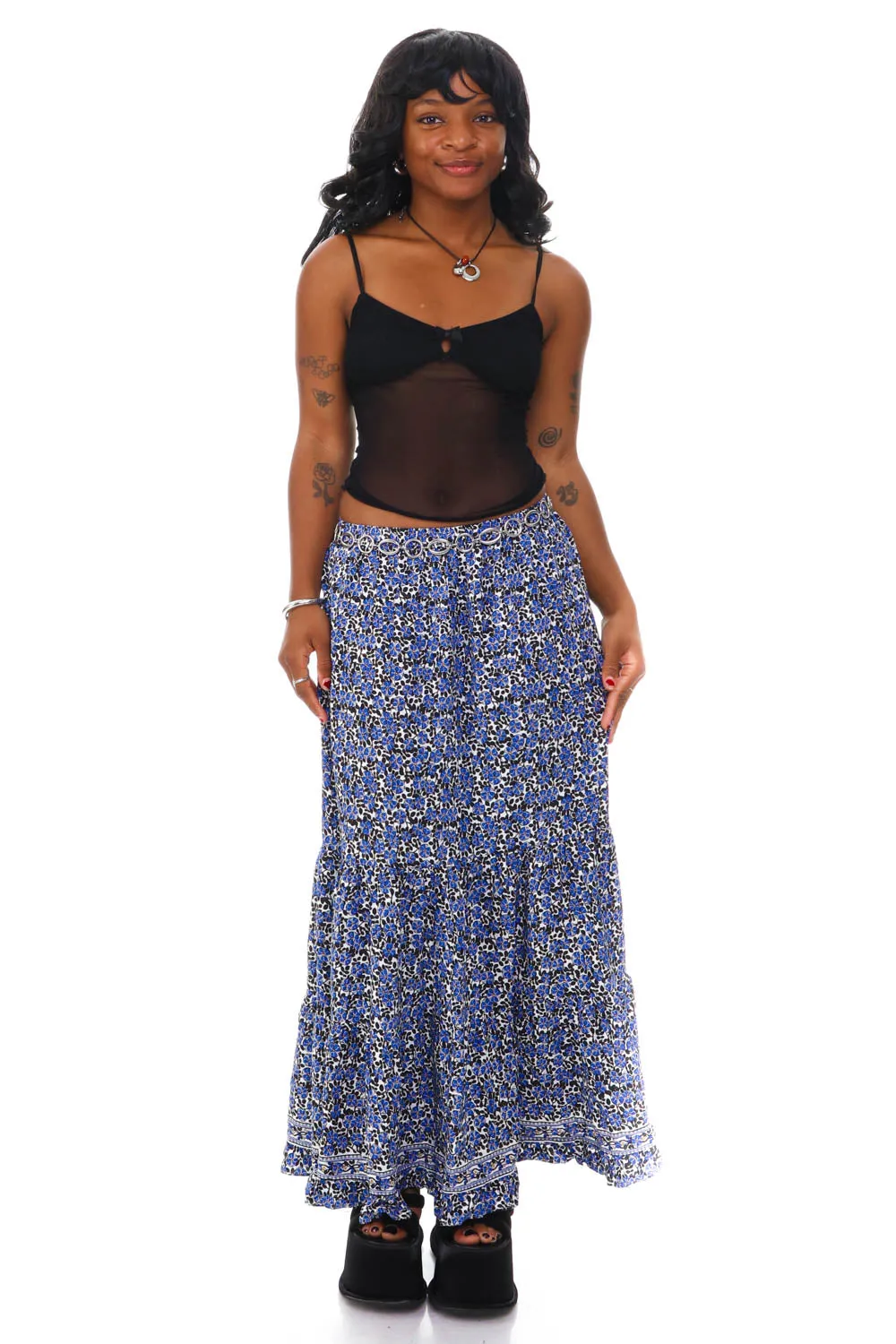 Vintage Y2K Blue Floral Pattern Maxi Skirt - S/M sold by Tunnel Vision product image thumbnail 2