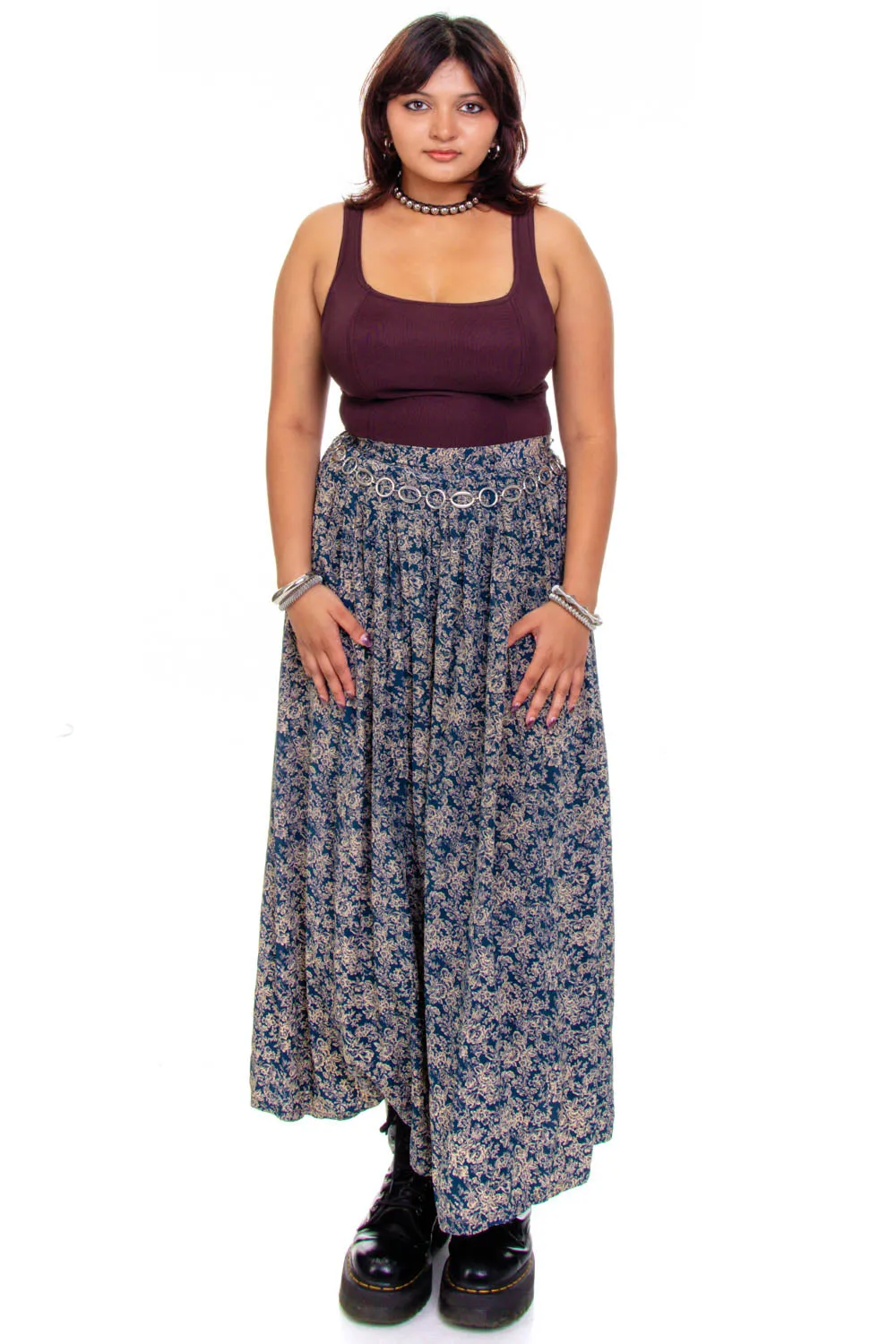 Vintage 90's Romantic Floral Maxi Skirt - M sold by Tunnel Vision product image thumbnail 2