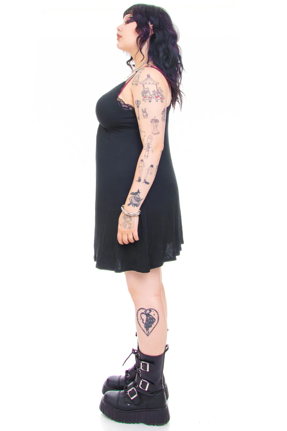 Vintage Y2K Little Black Lace Dress - XL sold by Tunnel Vision product image thumbnail 4
