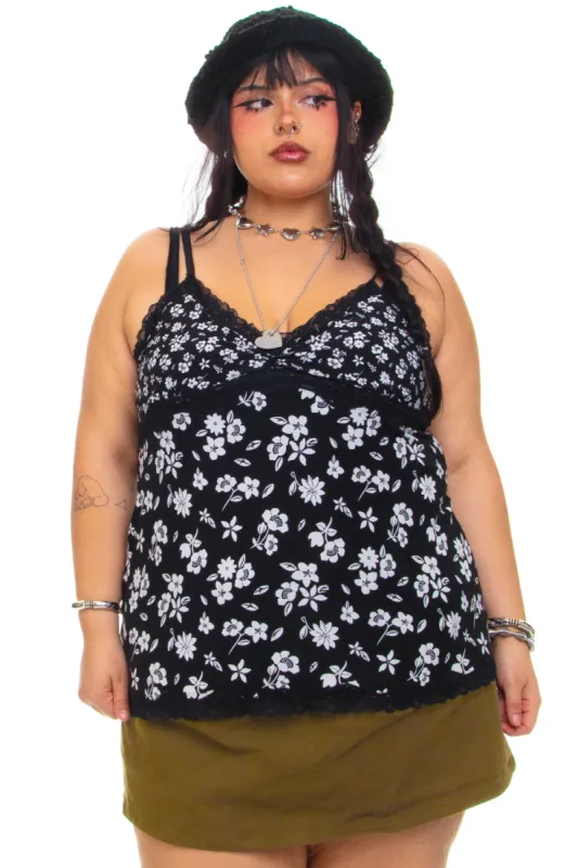 Vintage Y2K B&W Floral Lace Trim Tank - 2X/3X sold by Tunnel Vision