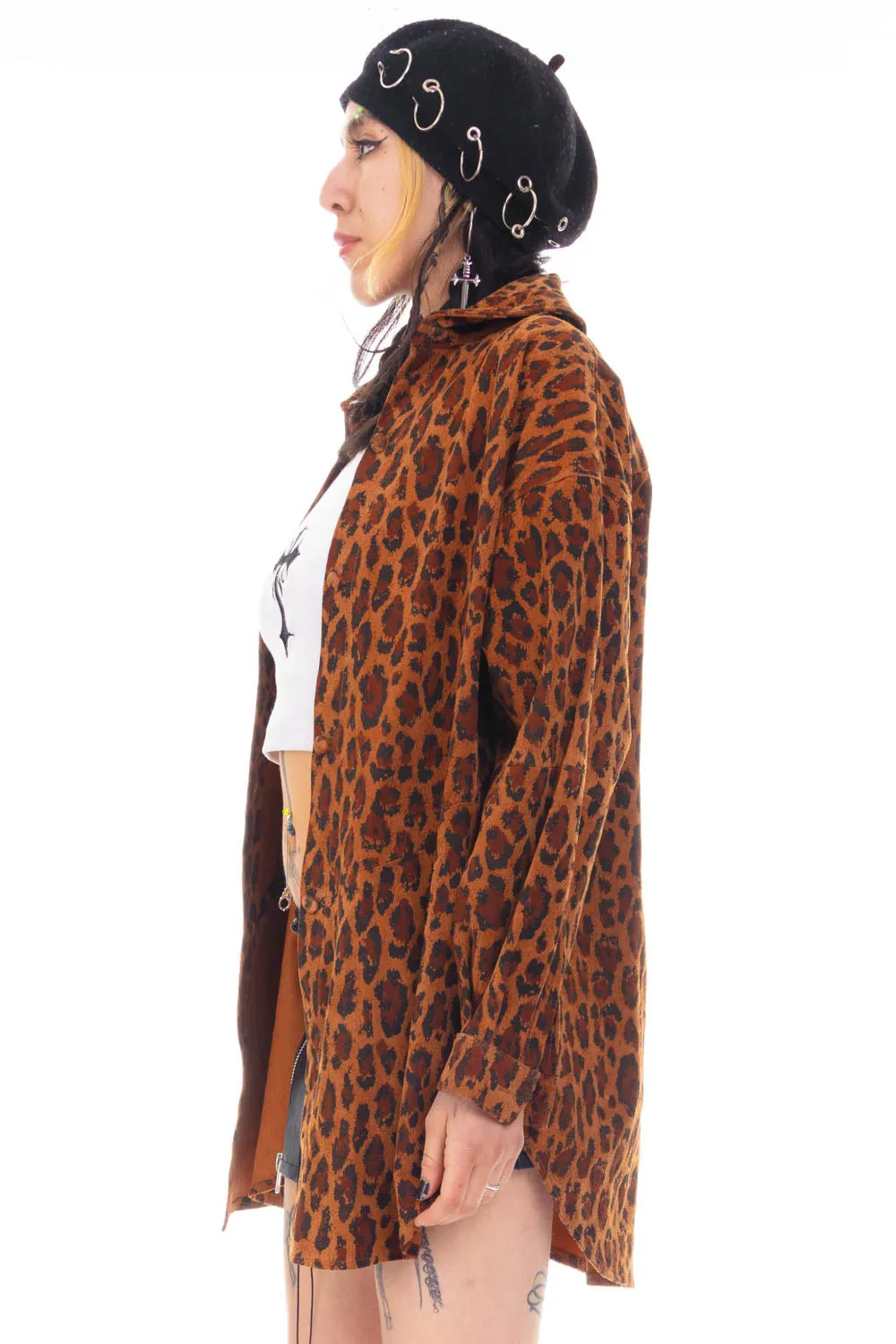 Vintage 80's Leopard Suede Shirt Jacket - OSFM sold by Tunnel Vision product image thumbnail 4