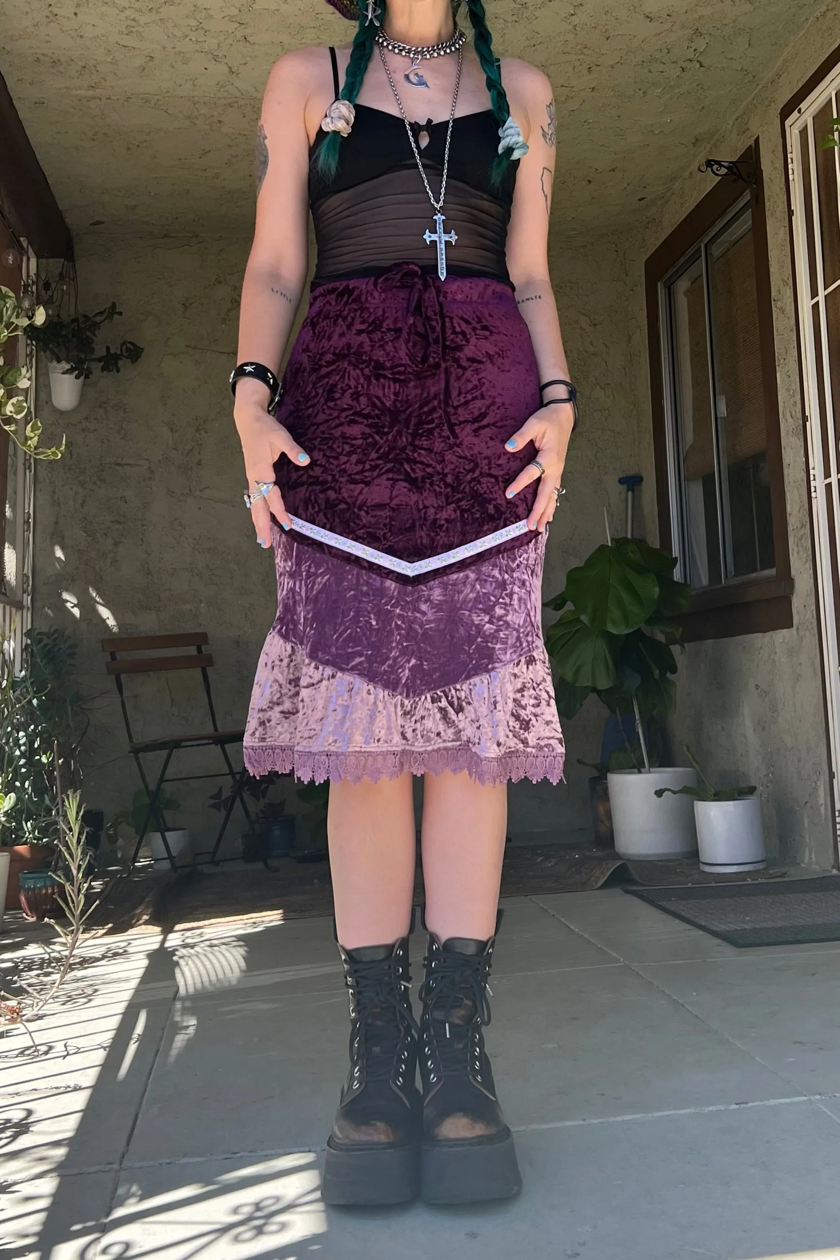 TUNNEL VISION SECONDHAND (GRADE A) Verbena Purple Velvet Lace-Trim Skirt sold by Tunnel Vision product image thumbnail 3