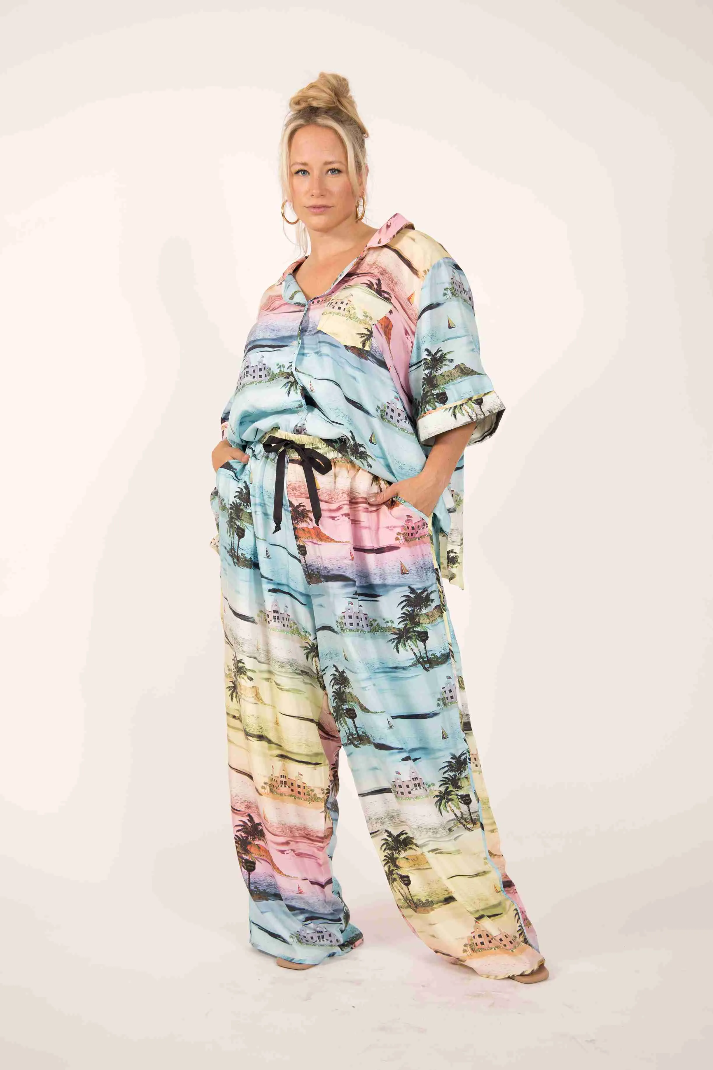 Light Sleeper - Hawaii sold by Sante Grace