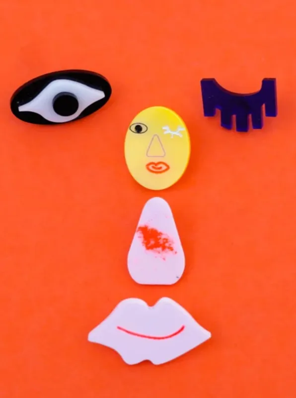 Khromo+Philia Face Mismatch sold by Nooworks