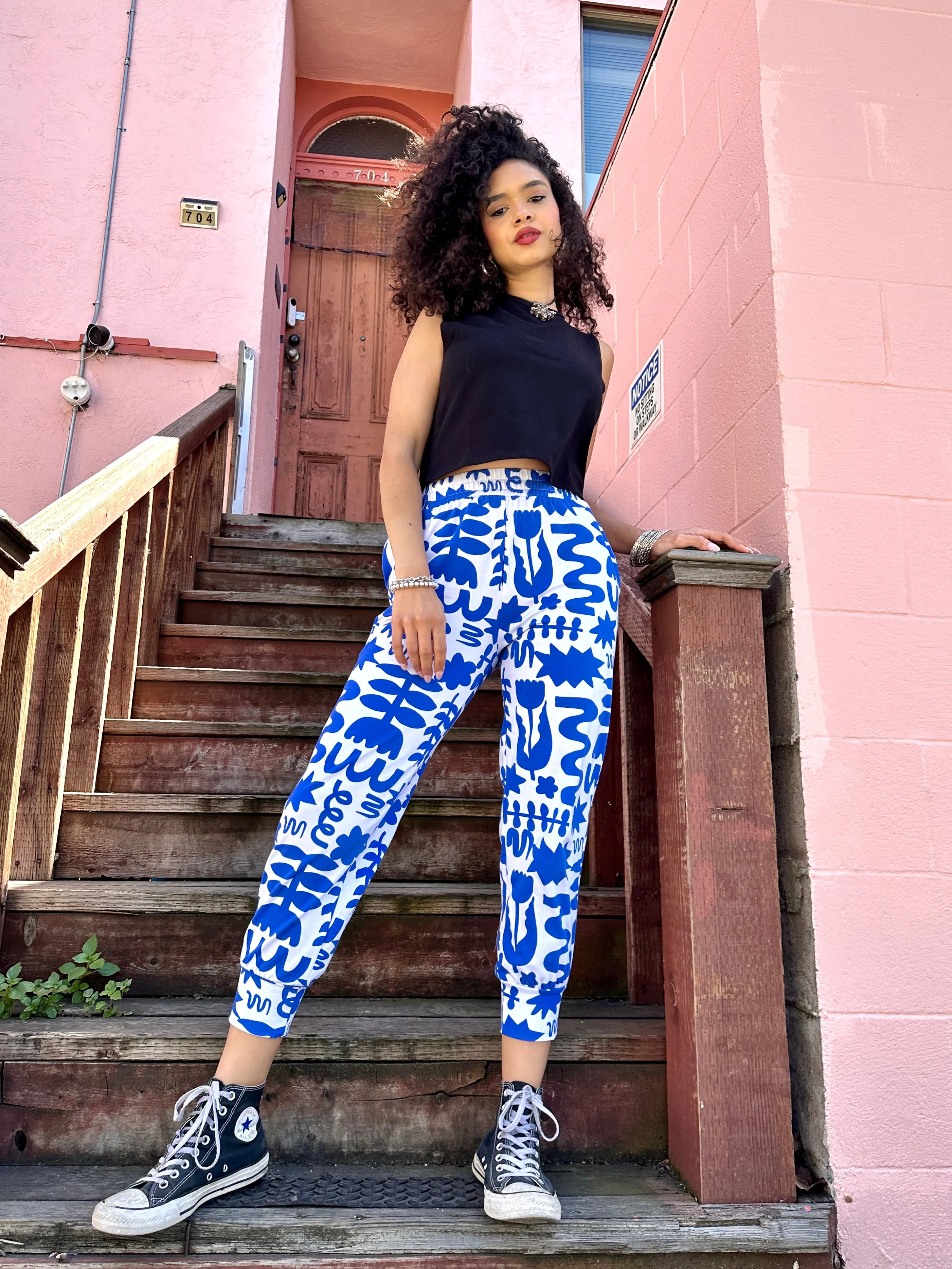 Jogger Dutch Garden sold by Nooworks