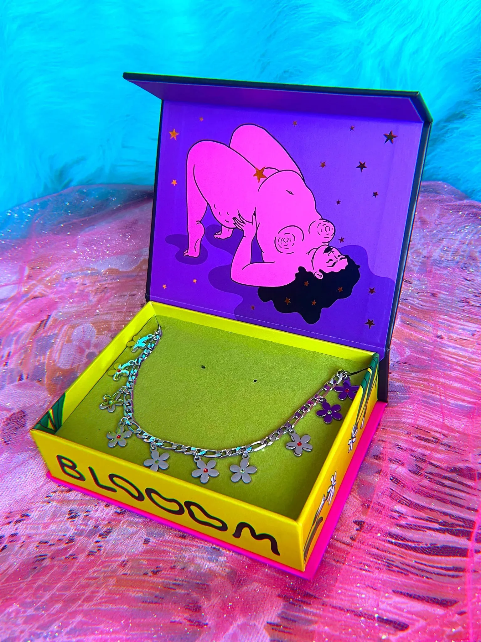 Silver Daisy Chain Necklace sold by Nooworks product image thumbnail 2