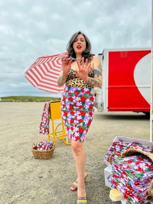 Wiggle Skirt Berries sold by Nooworks