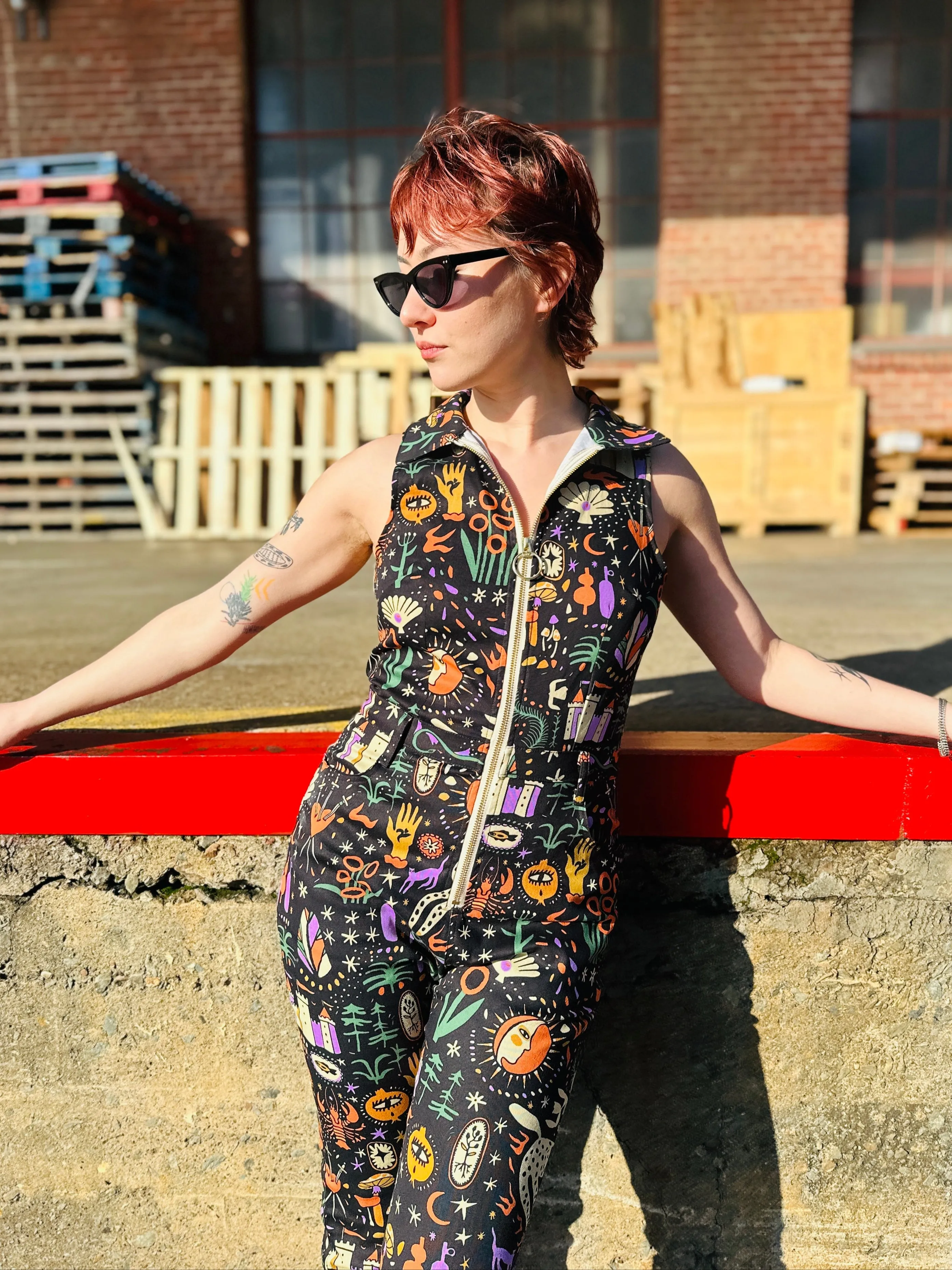 Angelina Suit Tarot Garden sold by Nooworks product image thumbnail 4