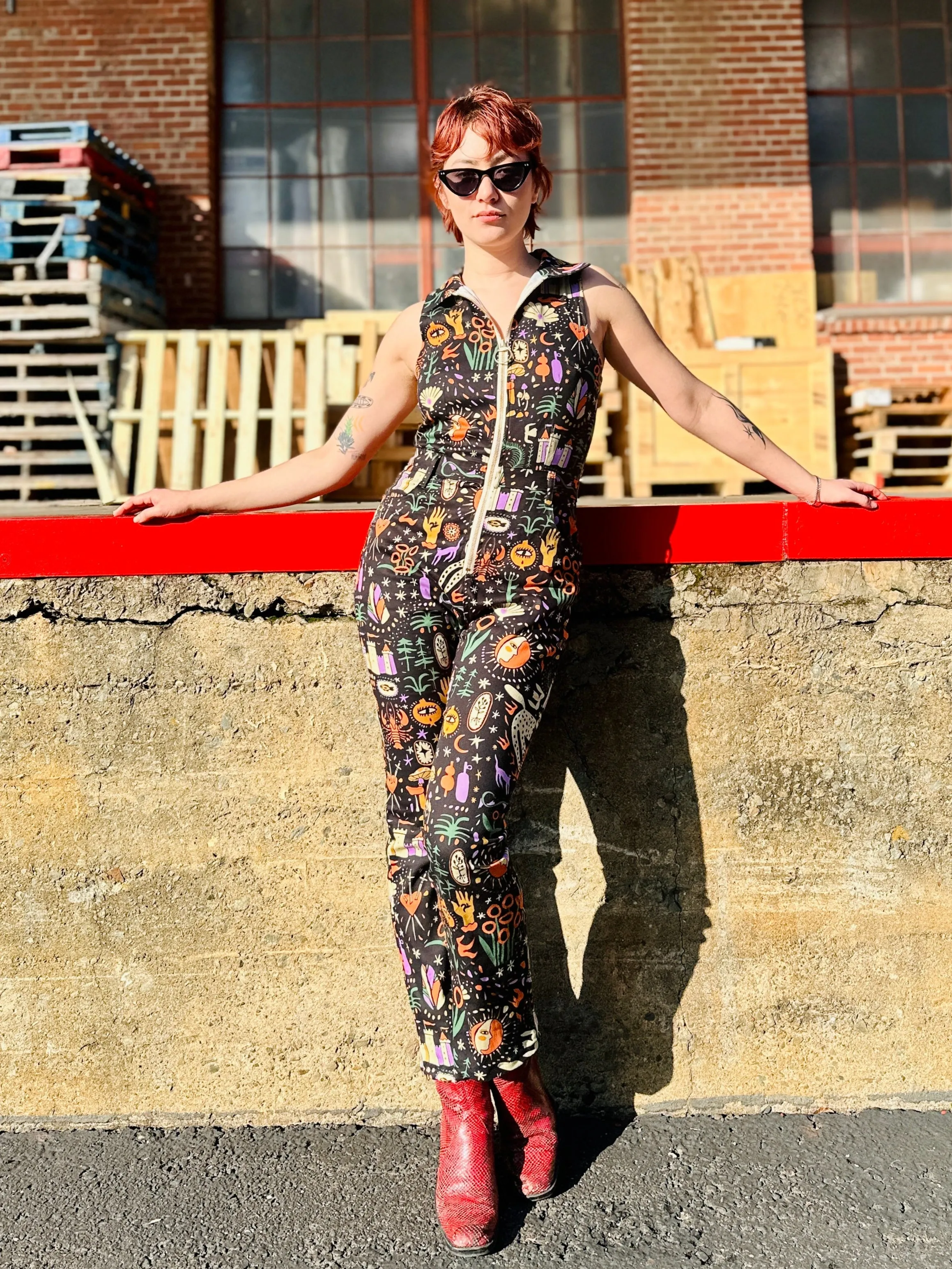 Angelina Suit Tarot Garden sold by Nooworks product image thumbnail 3