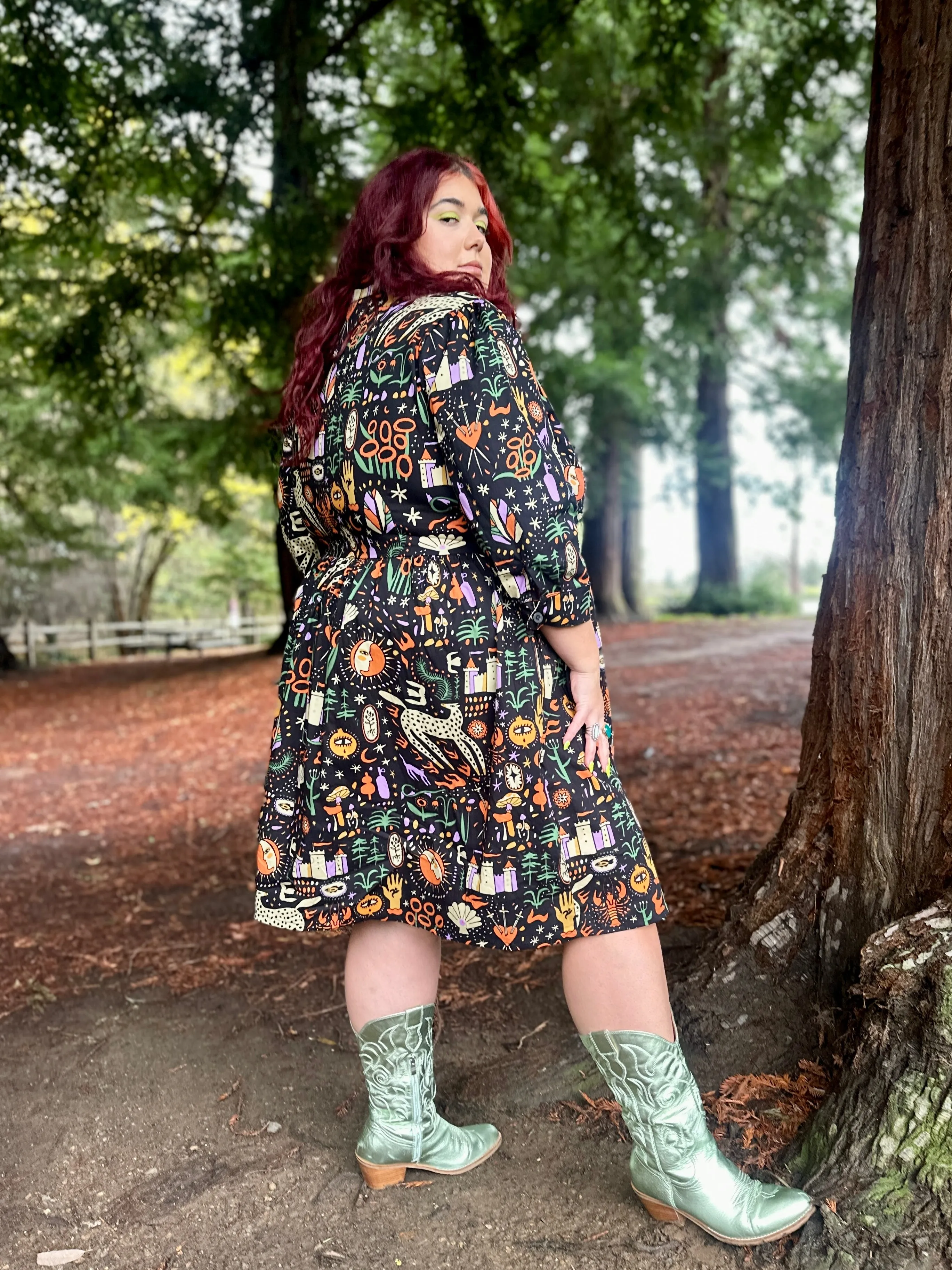 Betty Tarot Garden sold by Nooworks product image thumbnail 5