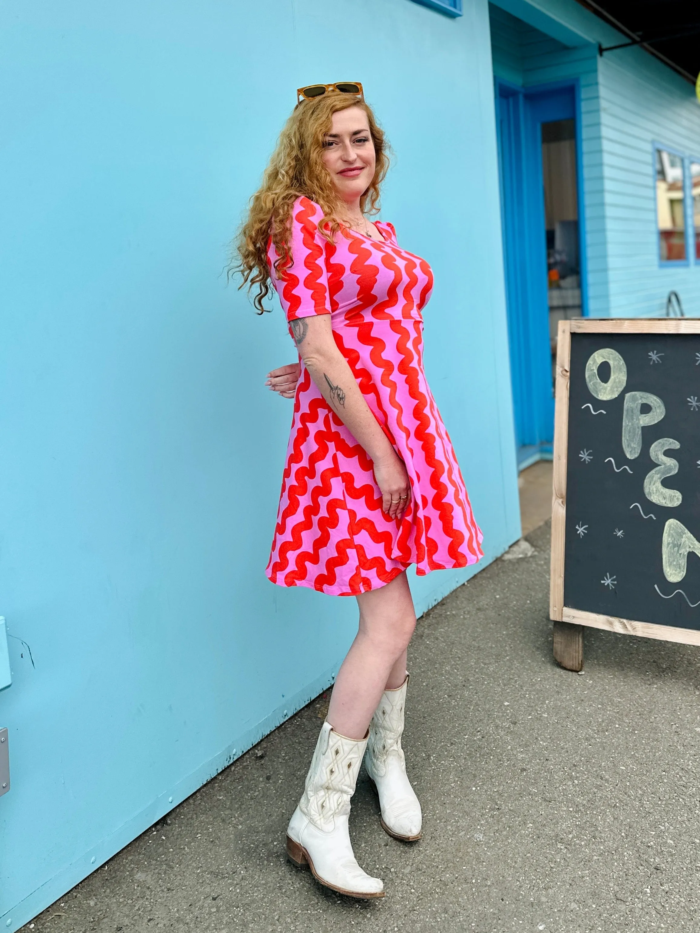 Natalie Pink Squiggle sold by Nooworks product image thumbnail 2