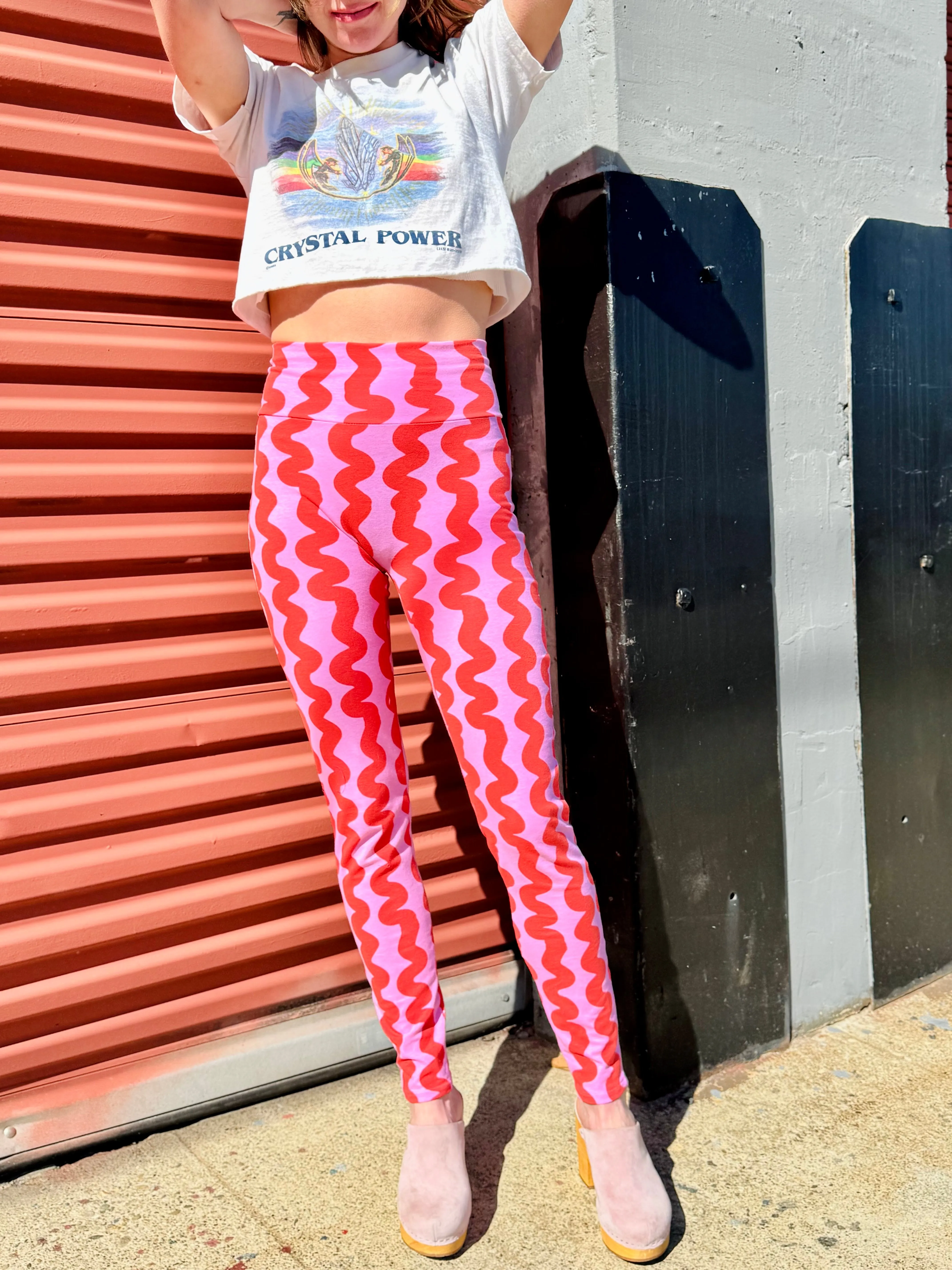 Leggings Pink Squiggle sold by Nooworks product image thumbnail 2