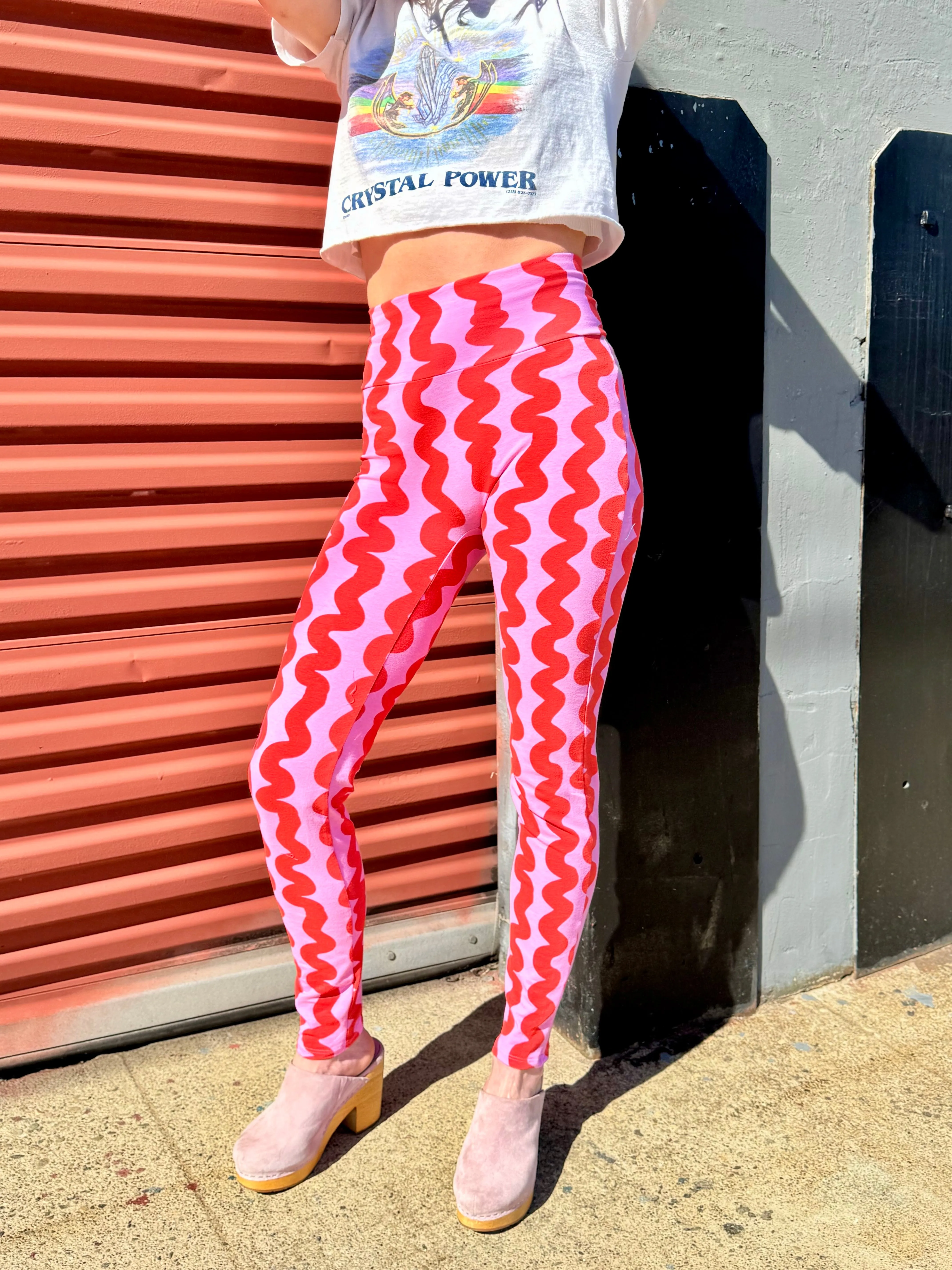 Leggings Pink Squiggle sold by Nooworks