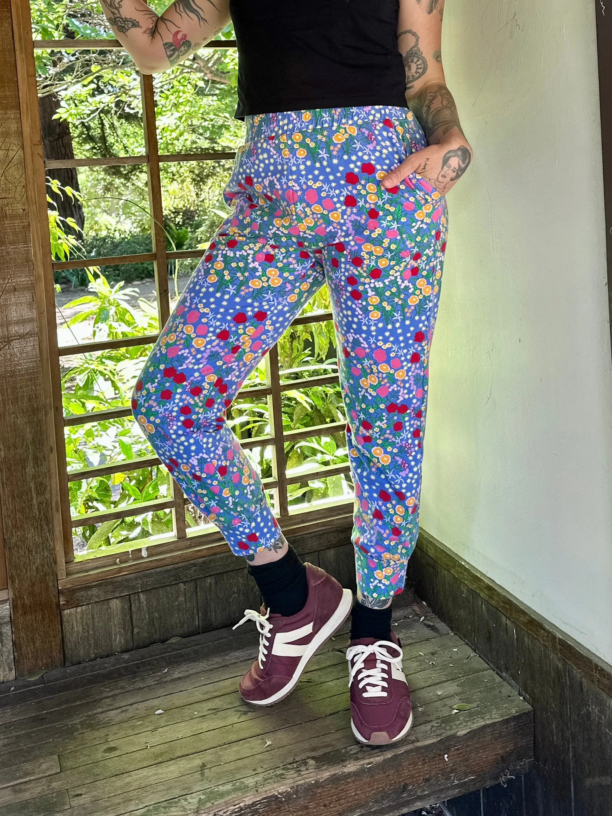 Jogger Super Bloom sold by Nooworks