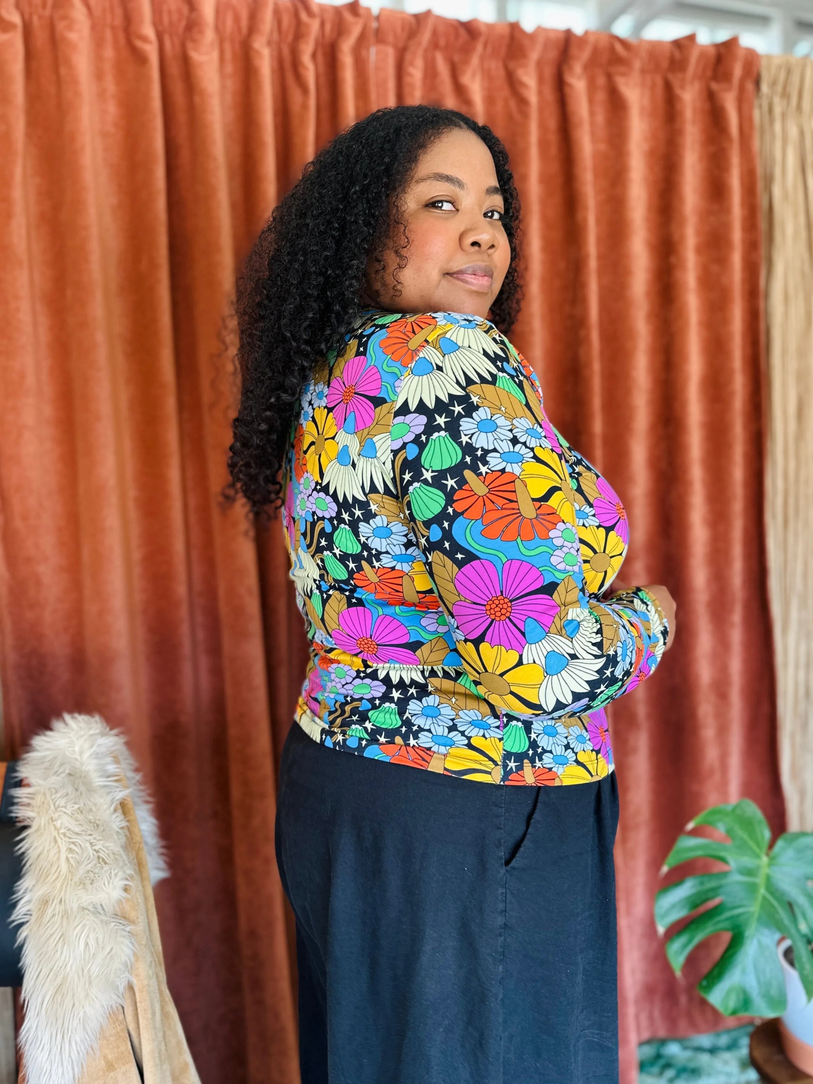 Long Sleeve Tee Cosmic Floral sold by Nooworks product image thumbnail 3