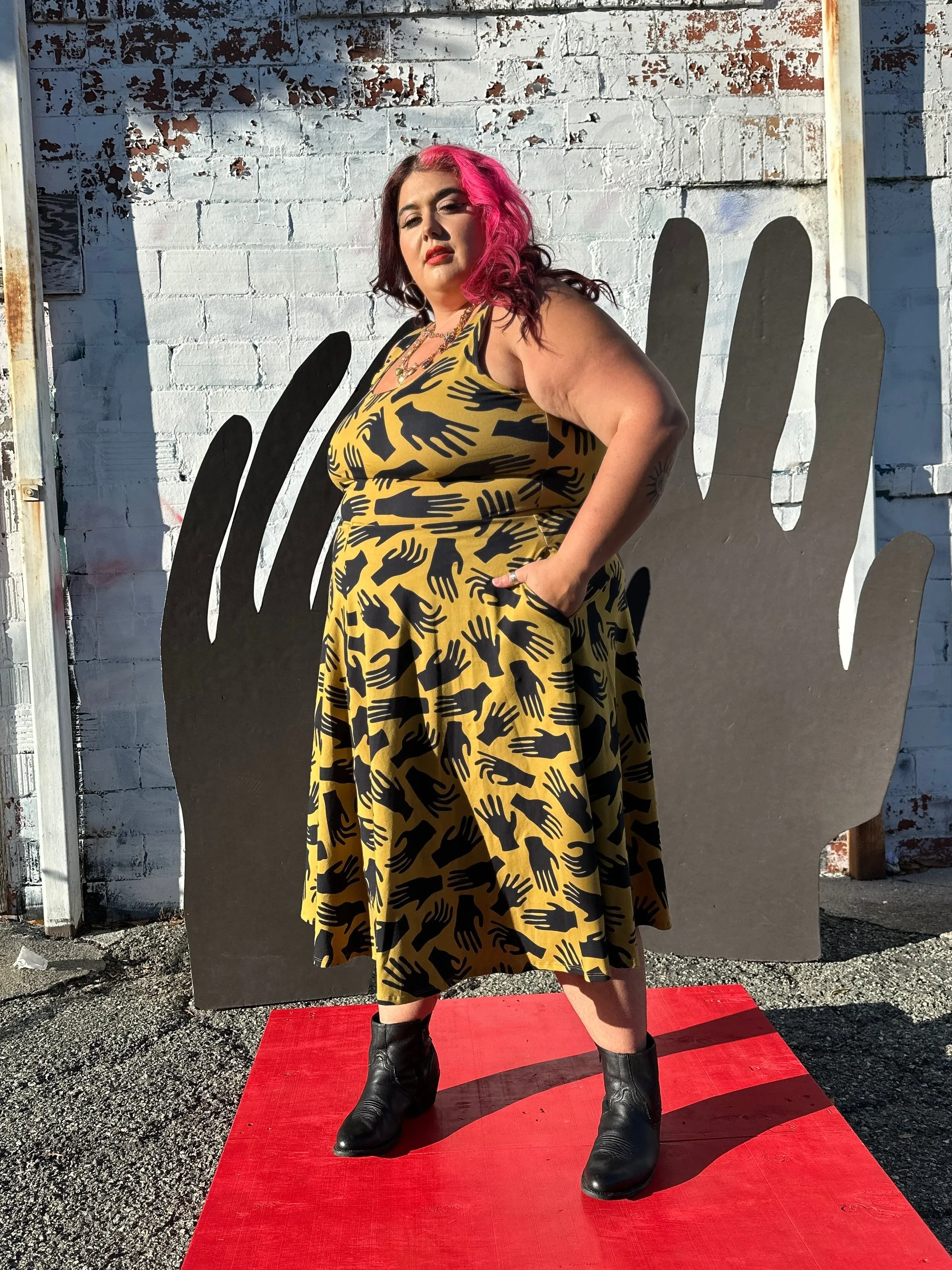 Vacation Hands sold by Nooworks product image thumbnail 3