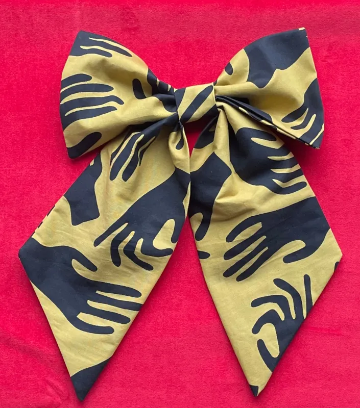 Patchouli Nomad x Nooworks Giant Bows- Hands sold by Nooworks