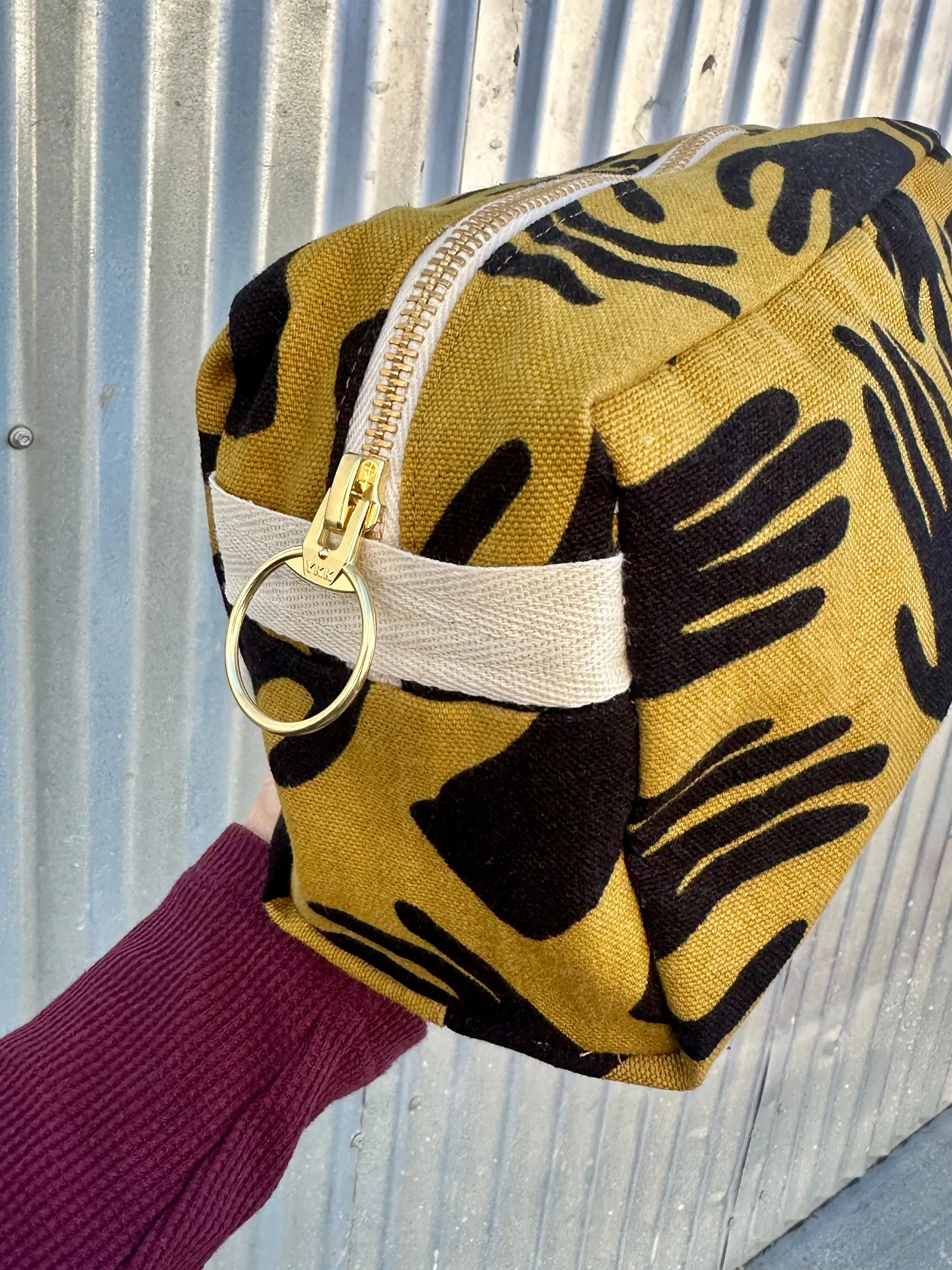 The Dopp Bag Hands sold by Nooworks product image thumbnail 2