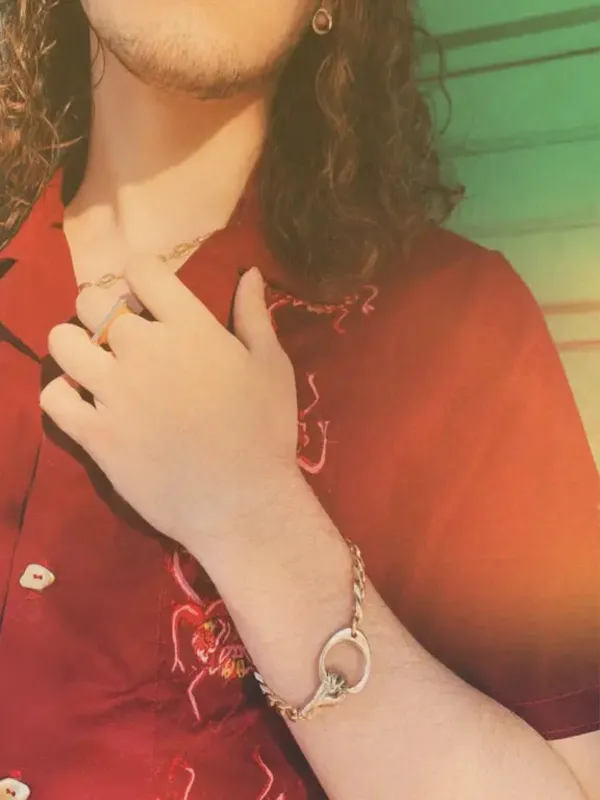 Hold Tight Bracelet sold by Nooworks