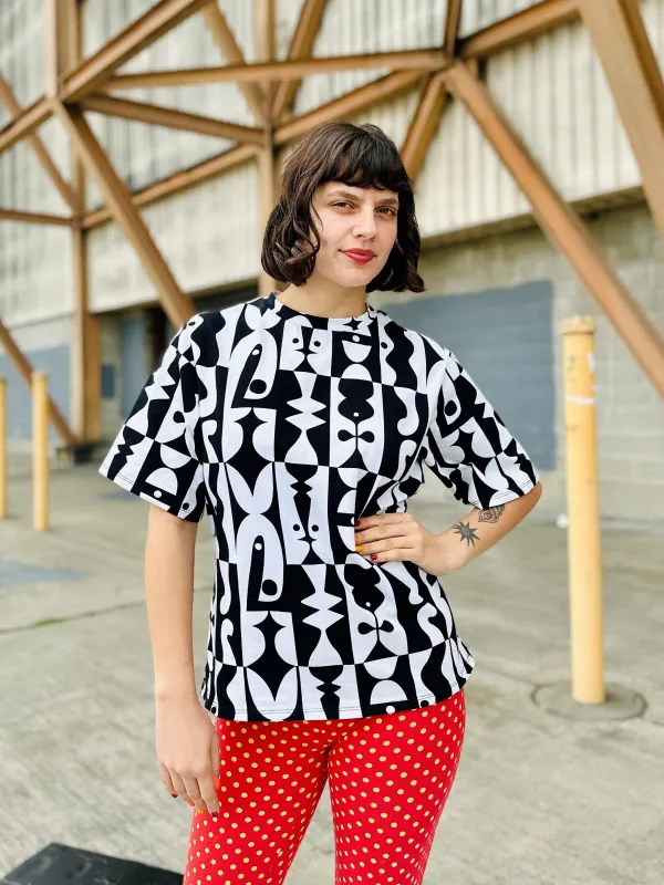 Oversized Tee Illusions made by Nooworks